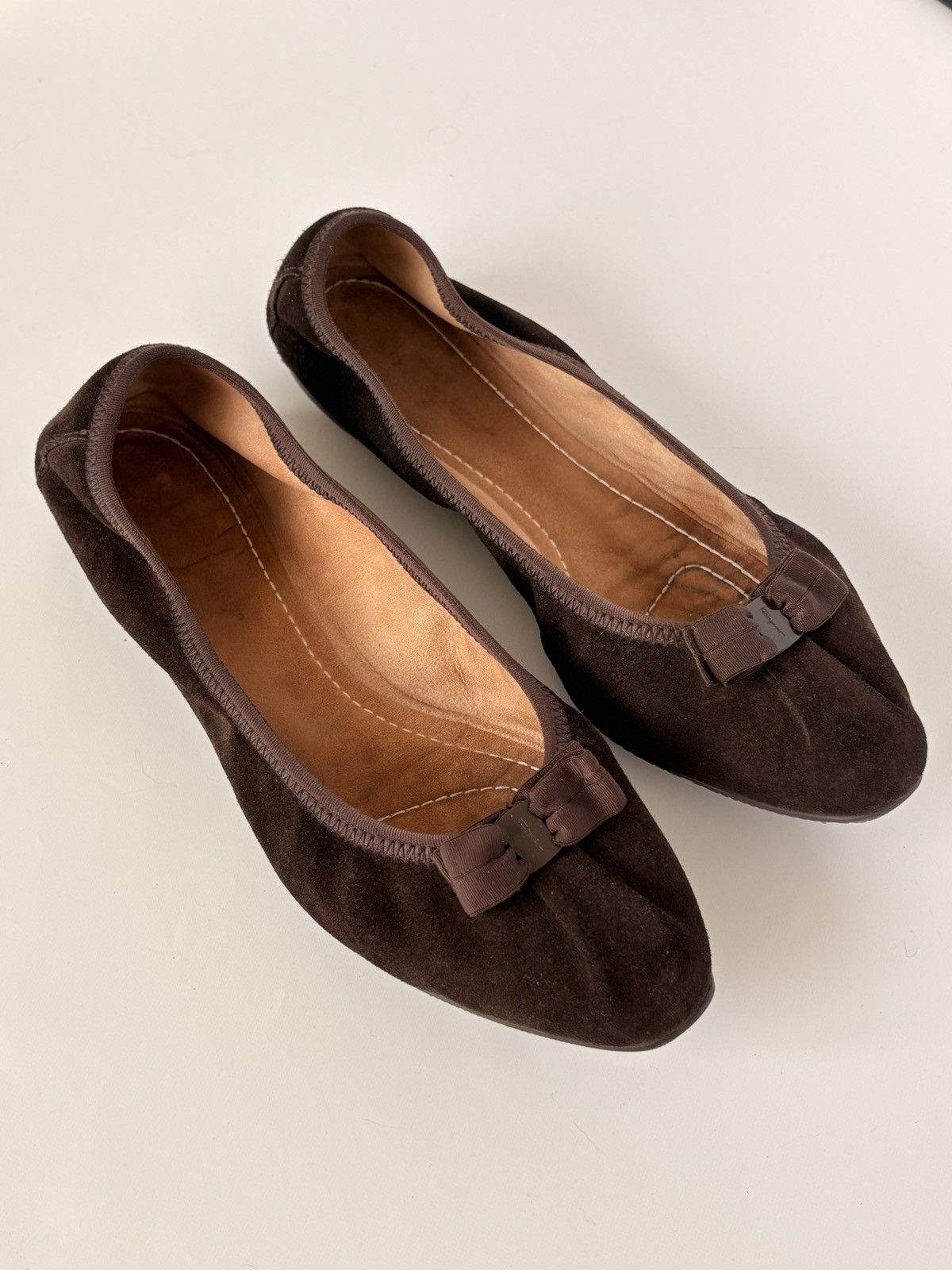 Salvatore Ferragamo Salvatore Ferragamo Brown Suede Ballet Flats Bow 40.5 10 Size US 10 / IT 40 - 2 Thumbnail