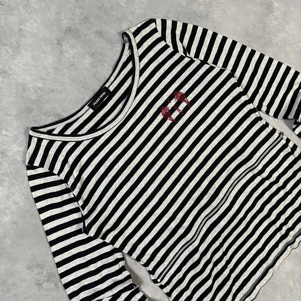 Japanese Brand PEACE NOW ARCHIVE STRIPED ZIP TOP Y2K GOTHIC GRUNGE JAPAN Size US M / EU 48-50 / 2 - 2 Thumbnail
