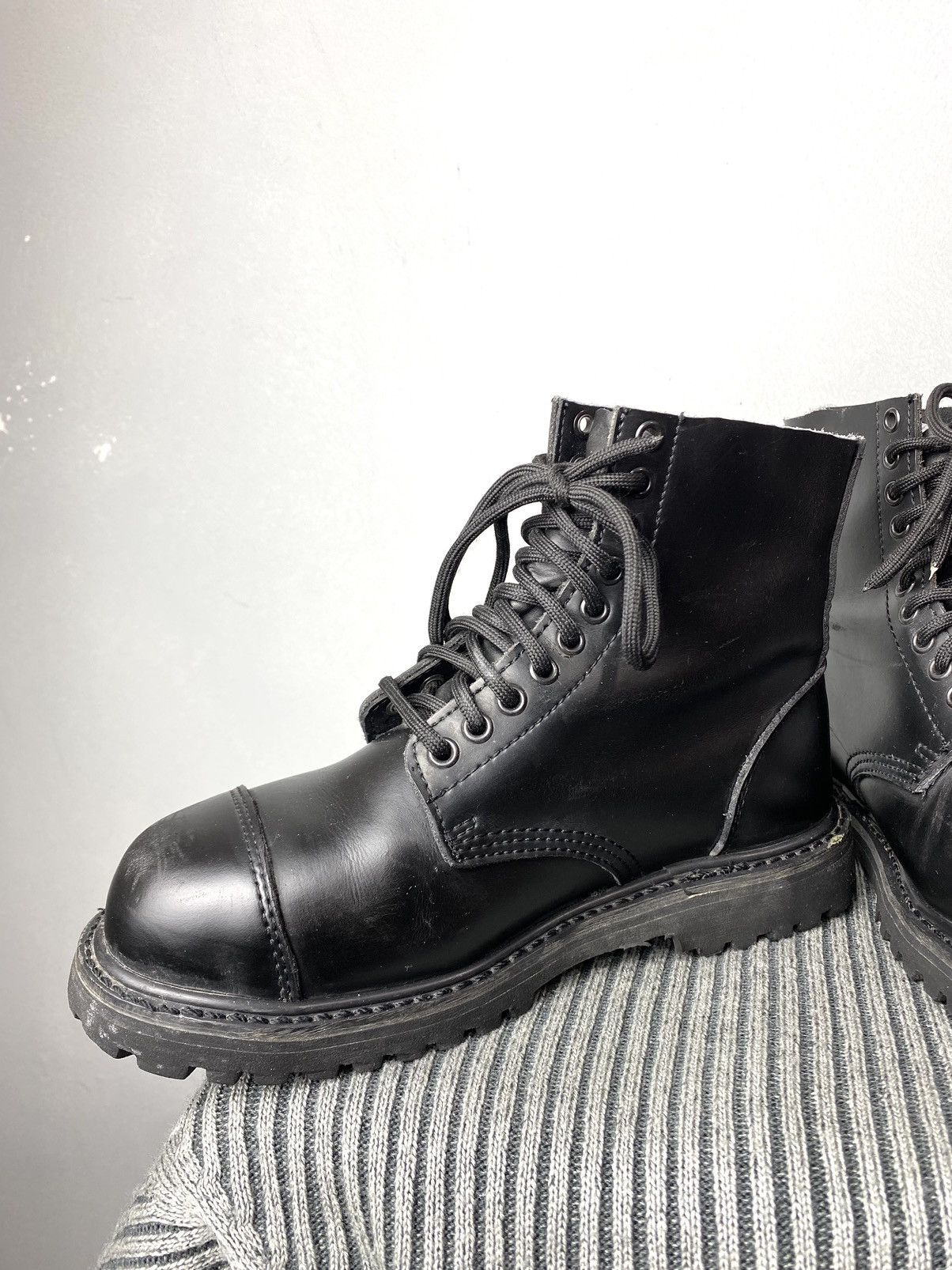 Band Tees Rare Vintage Phantom Hardcore Punk Boots Undercover New Rock Size US 6 / EU 39 - 7 Thumbnail