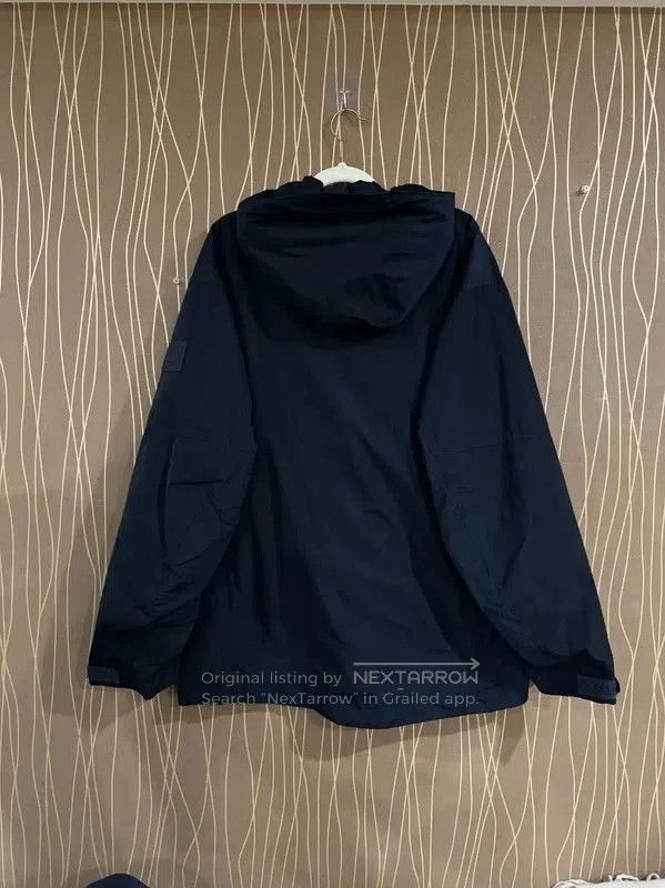 Burberry Burberry Men's L Size Deep Blue Jacket. Size US L / EU 52-54 / 3 - 2 Thumbnail