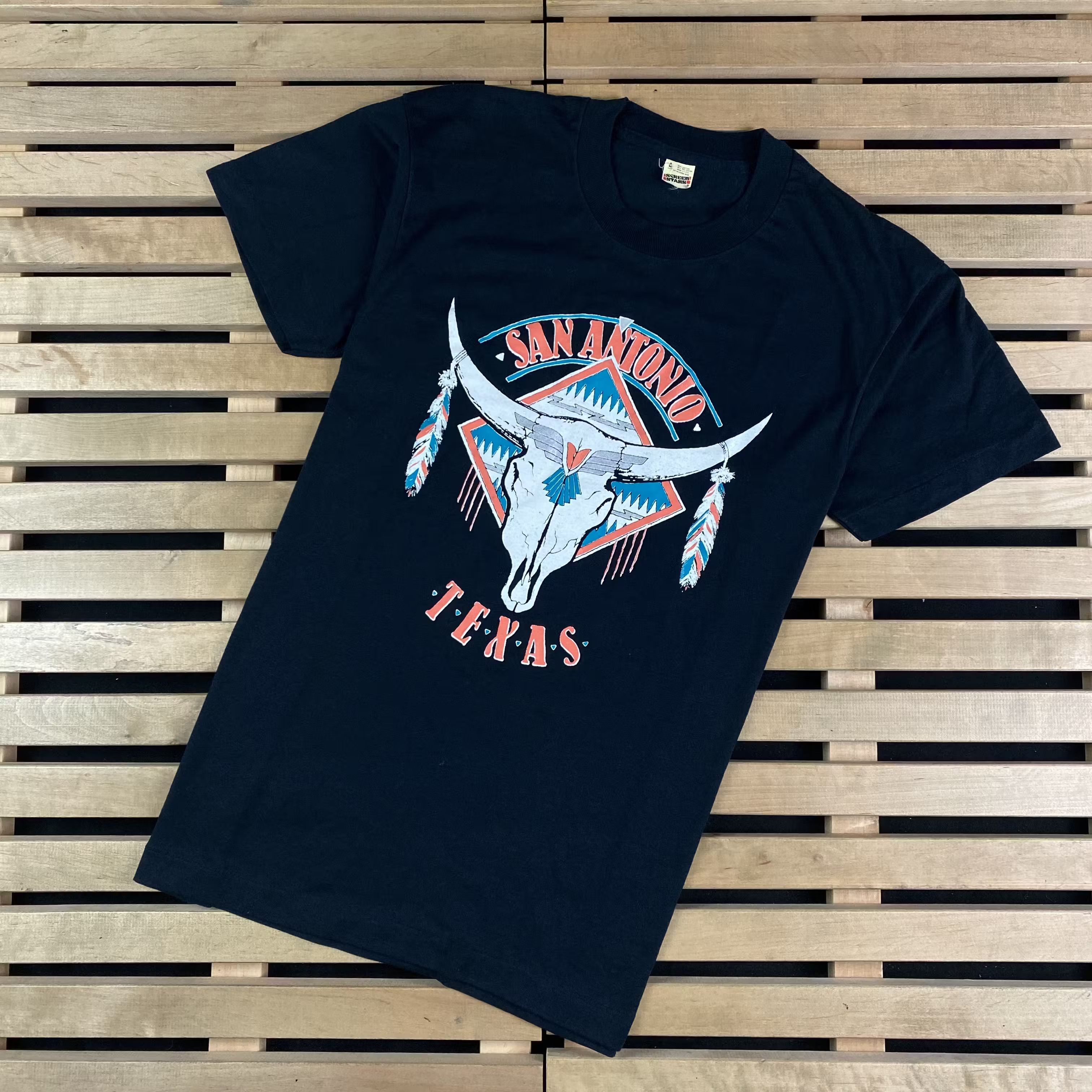 Vintage Mens Vintage T Shirt San Antonio Texas Size L Size US L / EU 52-54 / 3 - 1 Thumbnail