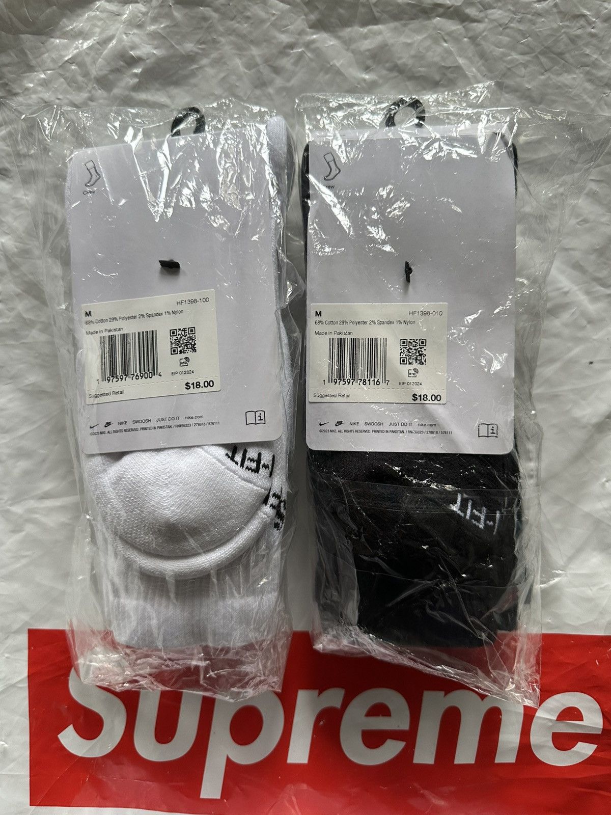 Jordan Brand × Supreme Supreme Jordan Socks 2 pack 4 Socks Size ONE SIZE - 3 Thumbnail