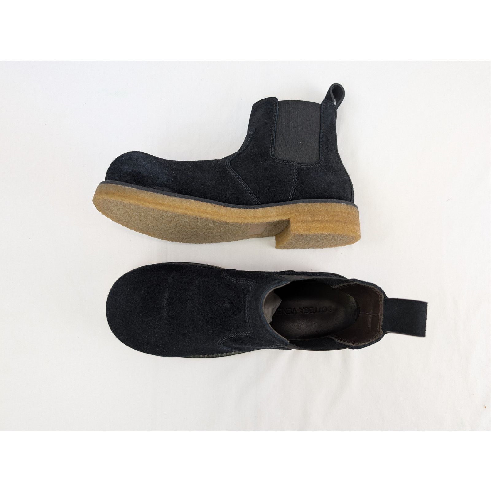Bottega Veneta o1rshd1 Deep Nubuck Helium Ankle Boots in Black Size US 10 / EU 43 - 1 Thumbnail