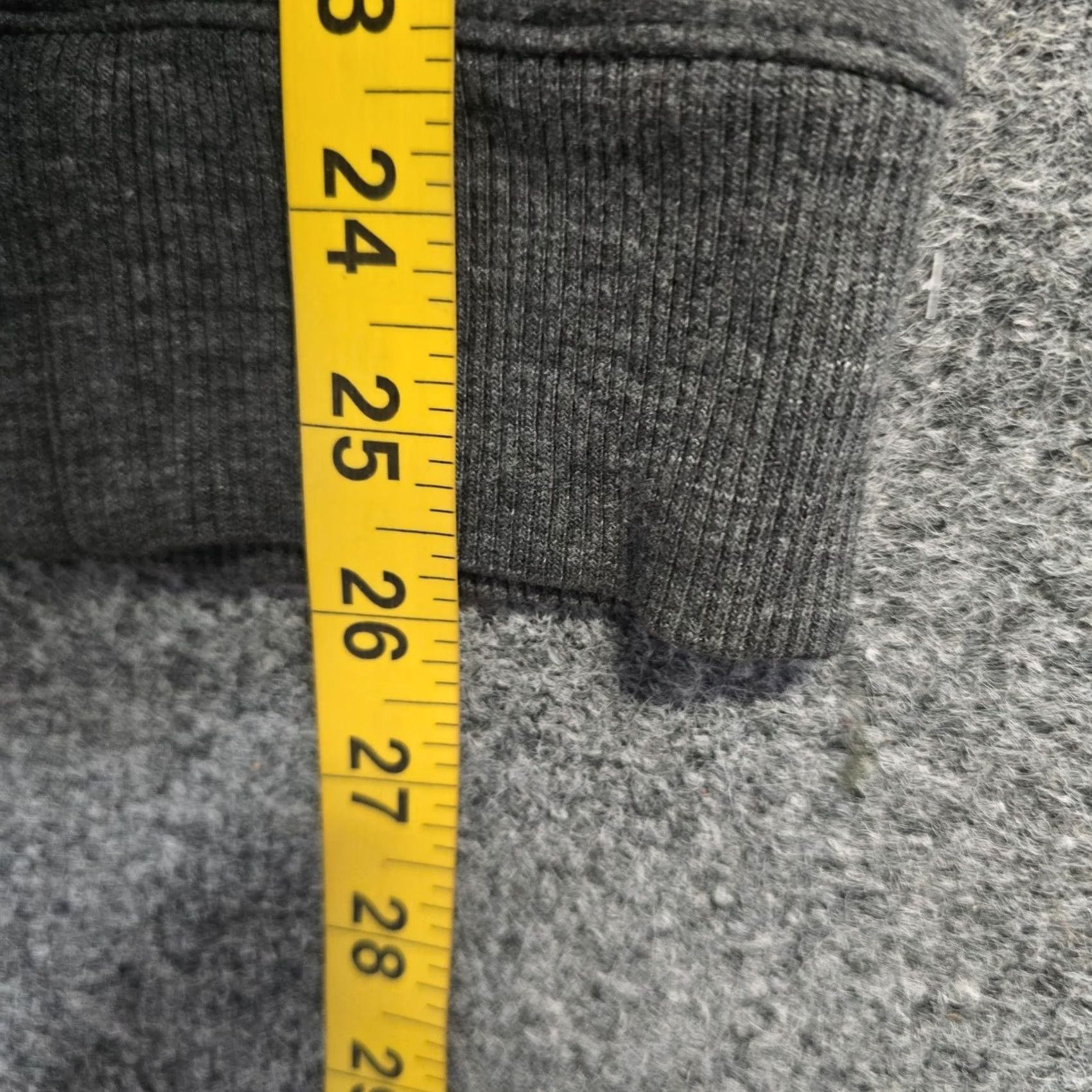 Vineyard Vines Vineyard Vines Pants Mens M Gray Joggers Sweatpants Lounge Casual Pull On Regular Inseam 26in Tapered Pockets Knit Acrylic Fabric Winter Fall Spring Size US 31 - 7 Thumbnail