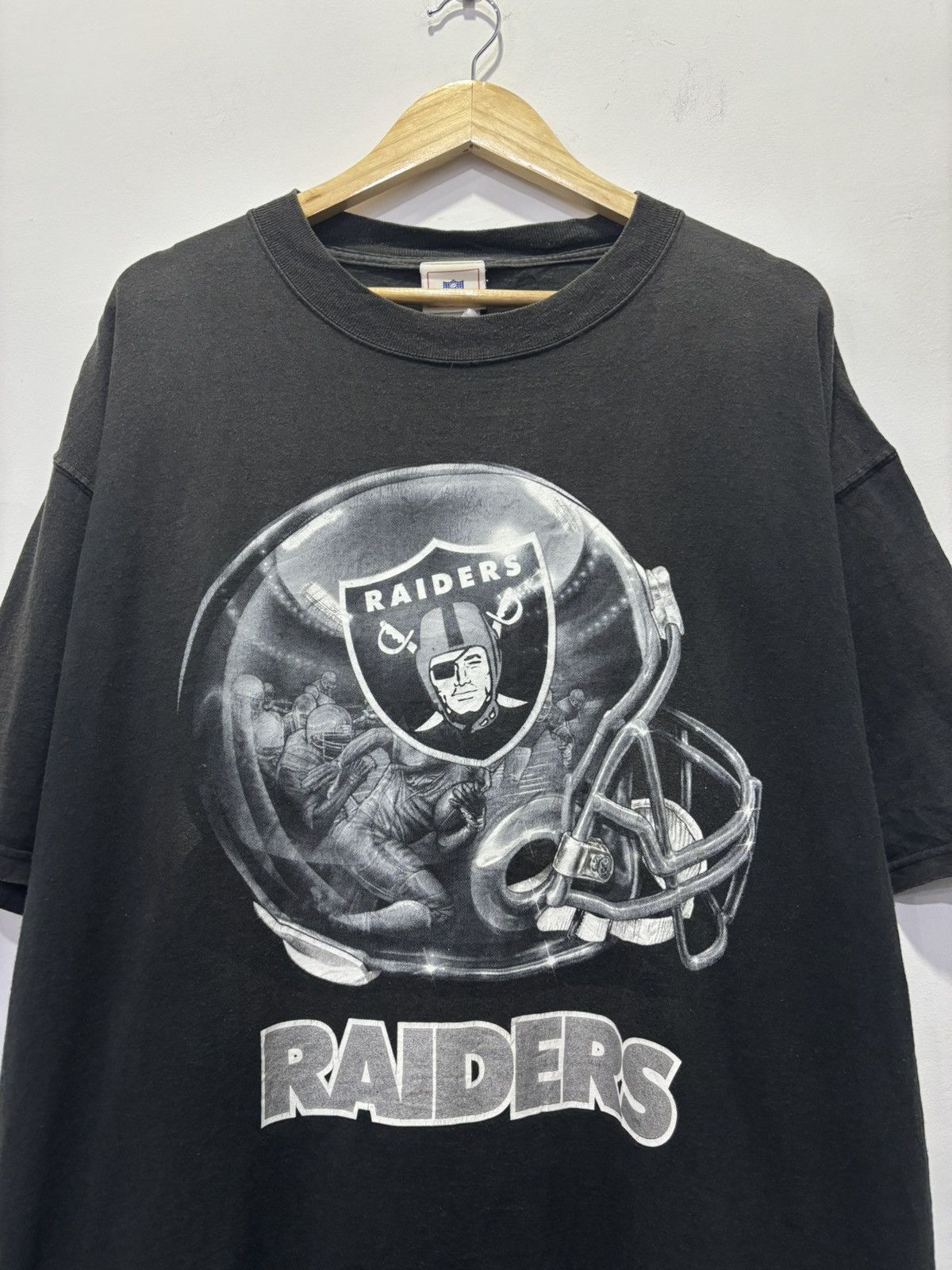 NFL Vintage Raiders Tshirt Size US XXL / EU 58 / 5 - 2 Thumbnail