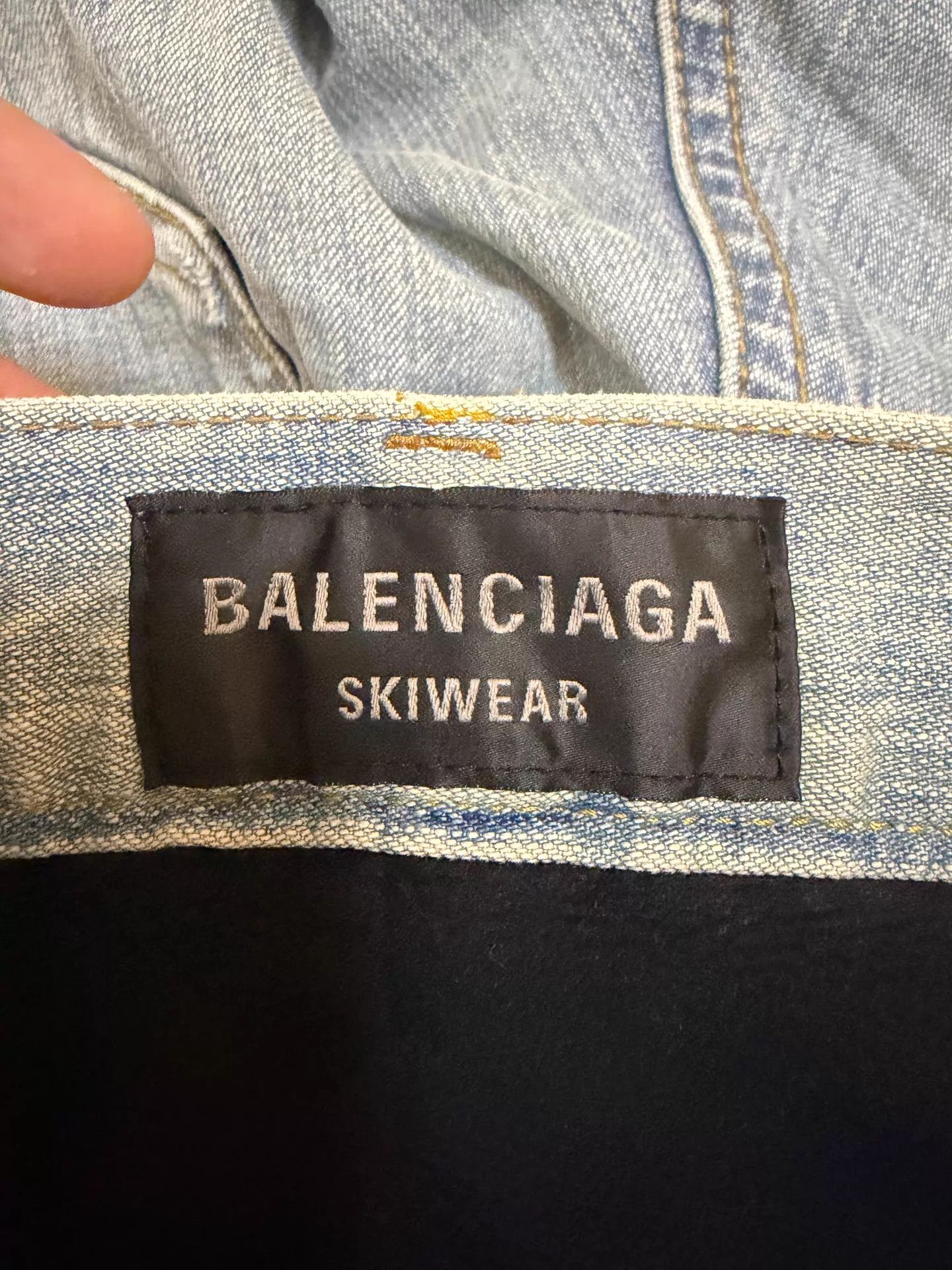 Balenciaga Balenciaga wash wide leg jeans 29 fleece lined new Size US 29 - 4 Thumbnail