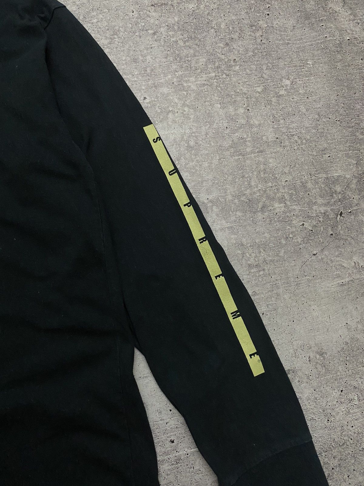 Supreme 🔥SUPREME RARE LONG SLEEVE Size US L / EU 52-54 / 3 - 4 Thumbnail