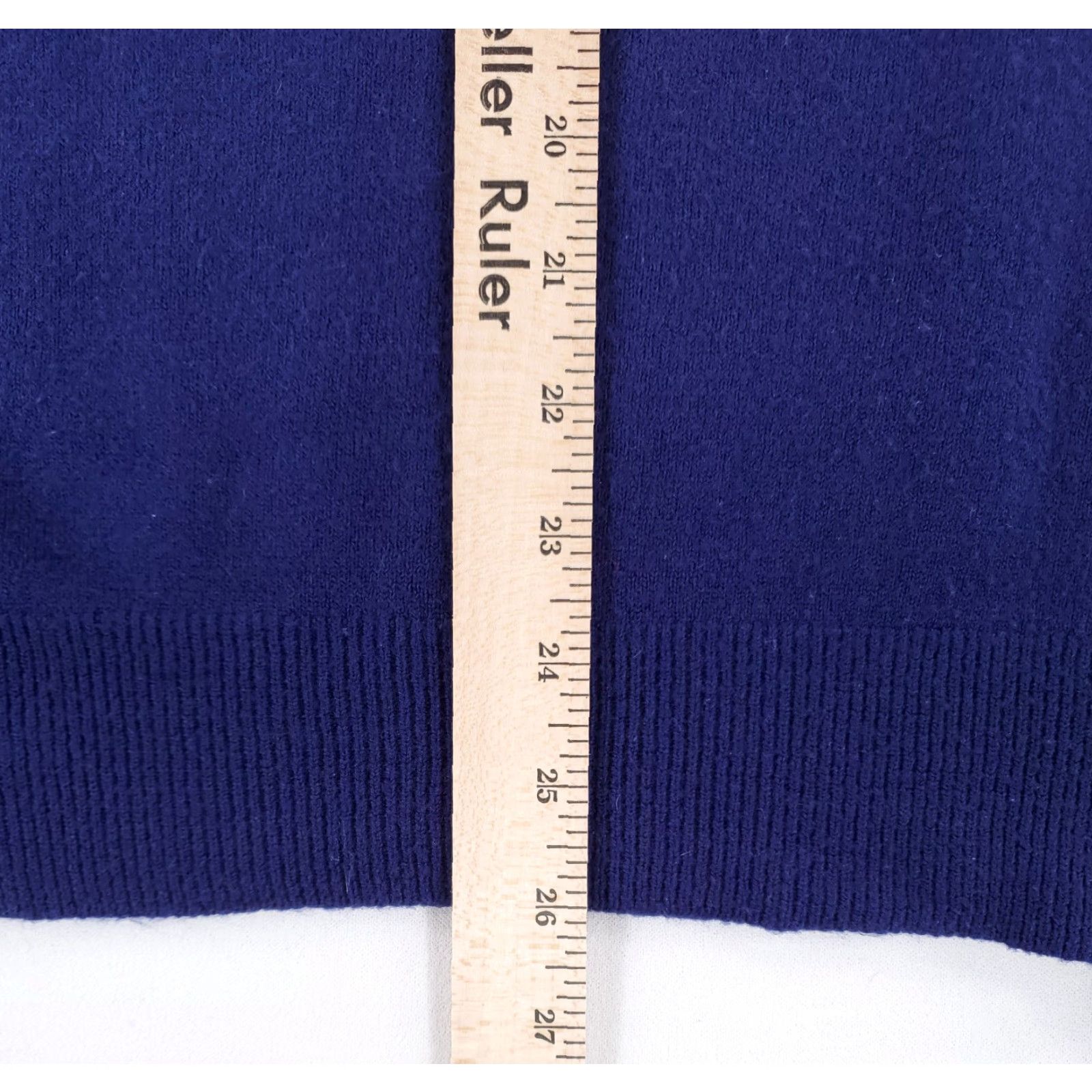 Lacoste VINTAGE Lacoste Izod VTG 80s Cable Knit V-Neck Sweater Blue Mens L Size US L / EU 52-54 / 3 - 7 Thumbnail