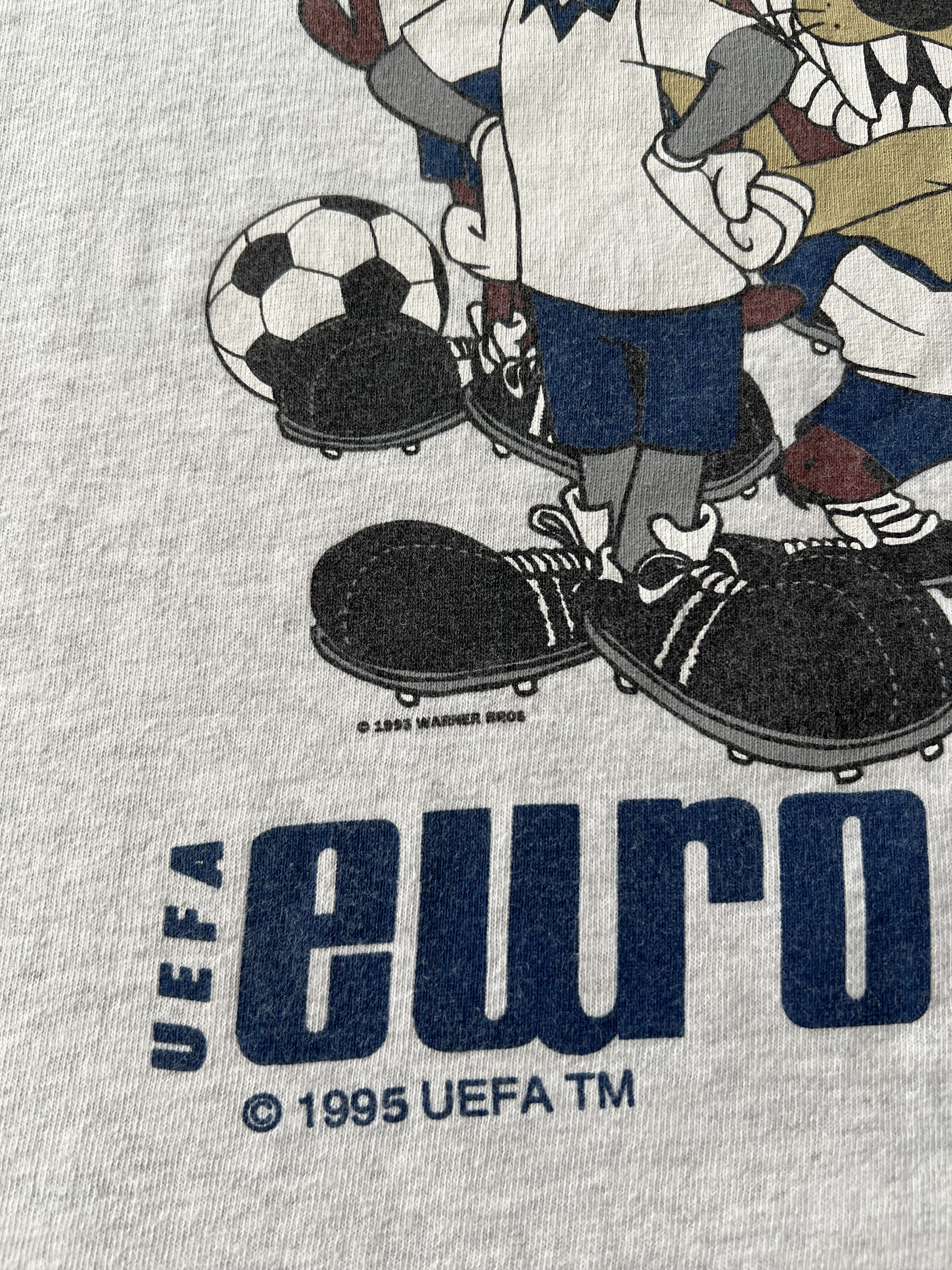 Warner Bros Vintage 1995 Warner Bros Euro 96 England Nutmeg Taz T-shirt Size US S / EU 44-46 / 1 - 4 Thumbnail