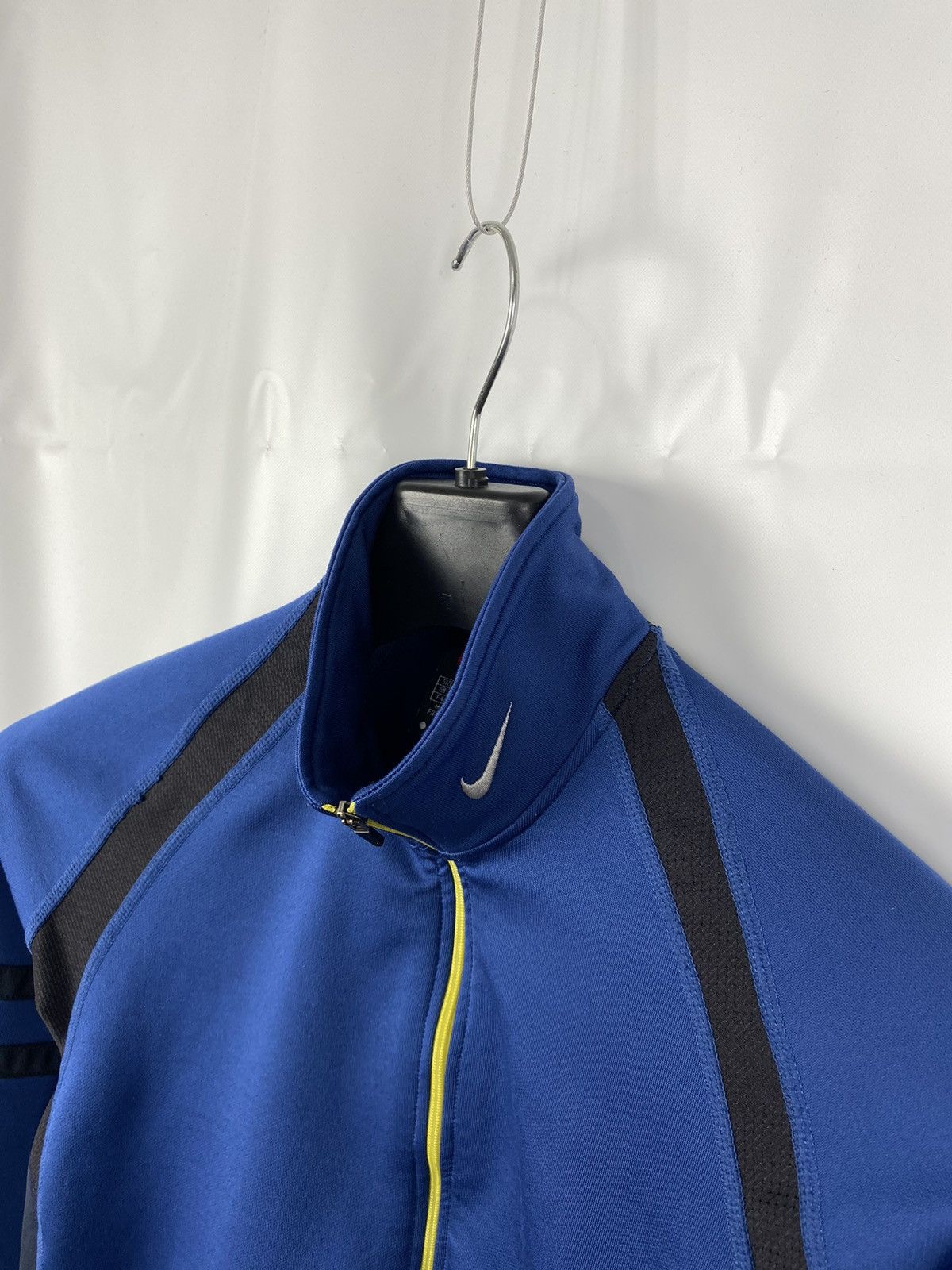Nike Vintage Nike Alpha Project Compression Longsleeve Swoosh M Size US M / EU 48-50 / 2 - 2 Thumbnail
