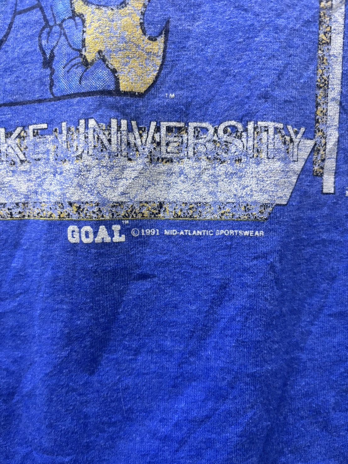 Vintage Vintage Duke blue devils cut sleeves Size US L / EU 52-54 / 3 - 3 Thumbnail