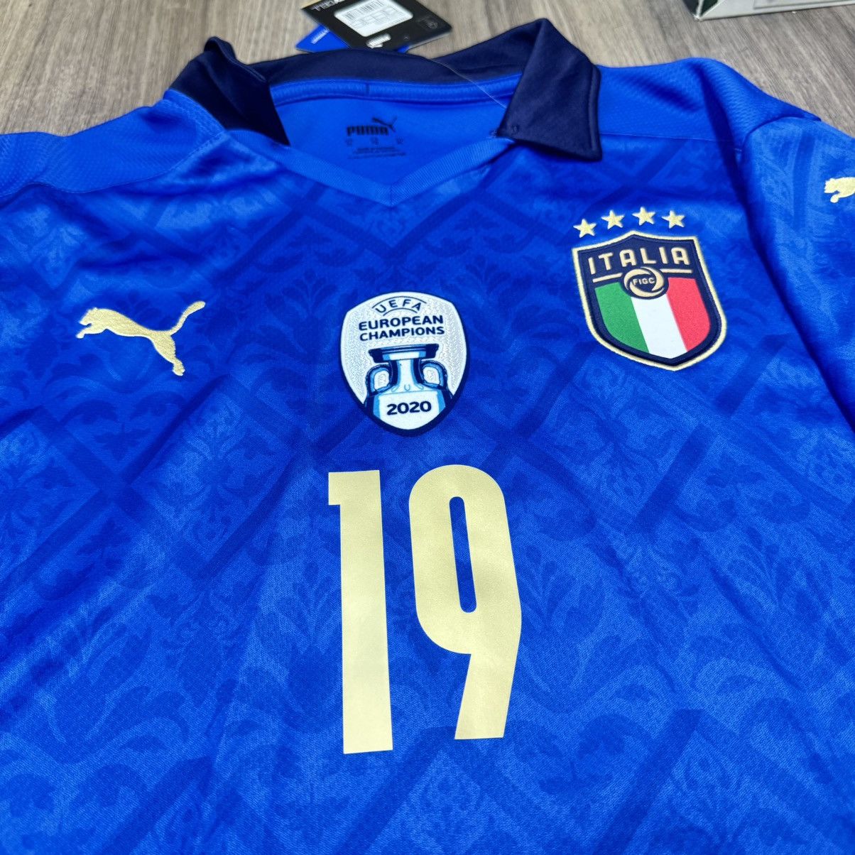 Puma Itlay 20/21 home shirt #19 Bonucci (Bnwt) Size US XL / EU 56 / 4 - 3 Thumbnail