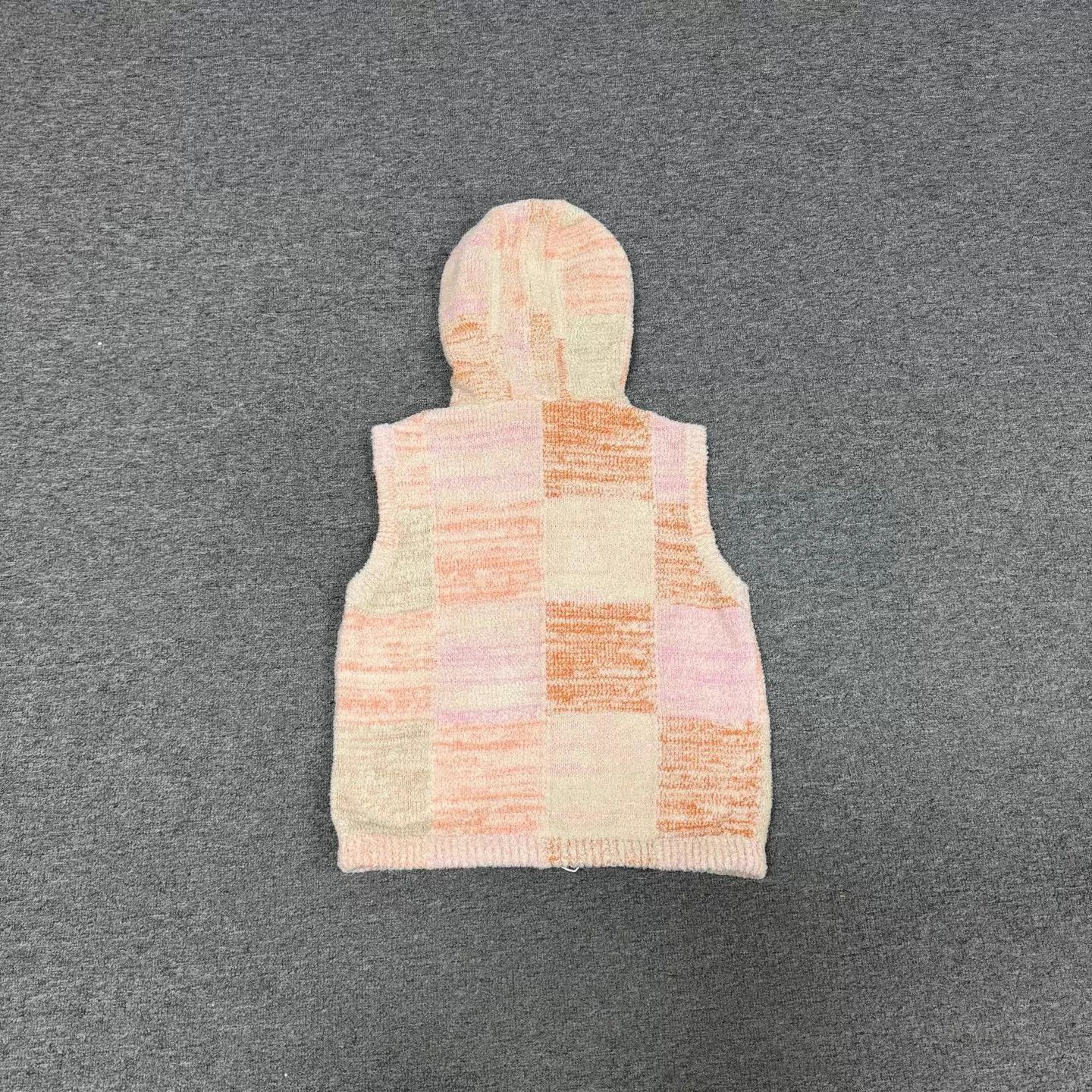 Chanel Chanel Ski Hooded Vest Pink Orange Check 38 Size S / US 4 / IT 40 - 2 Thumbnail