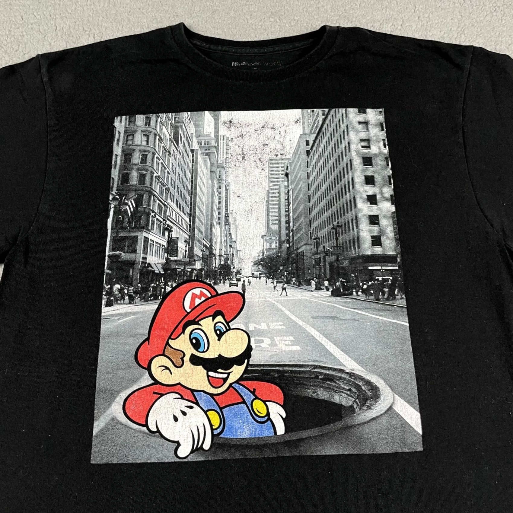Nintendo VINTAGE Mario Tshirt Men’s Medium Black Red Super Bros Luigi Nintendo World Adult Wii Size US M / EU 48-50 / 2 - 2 Thumbnail