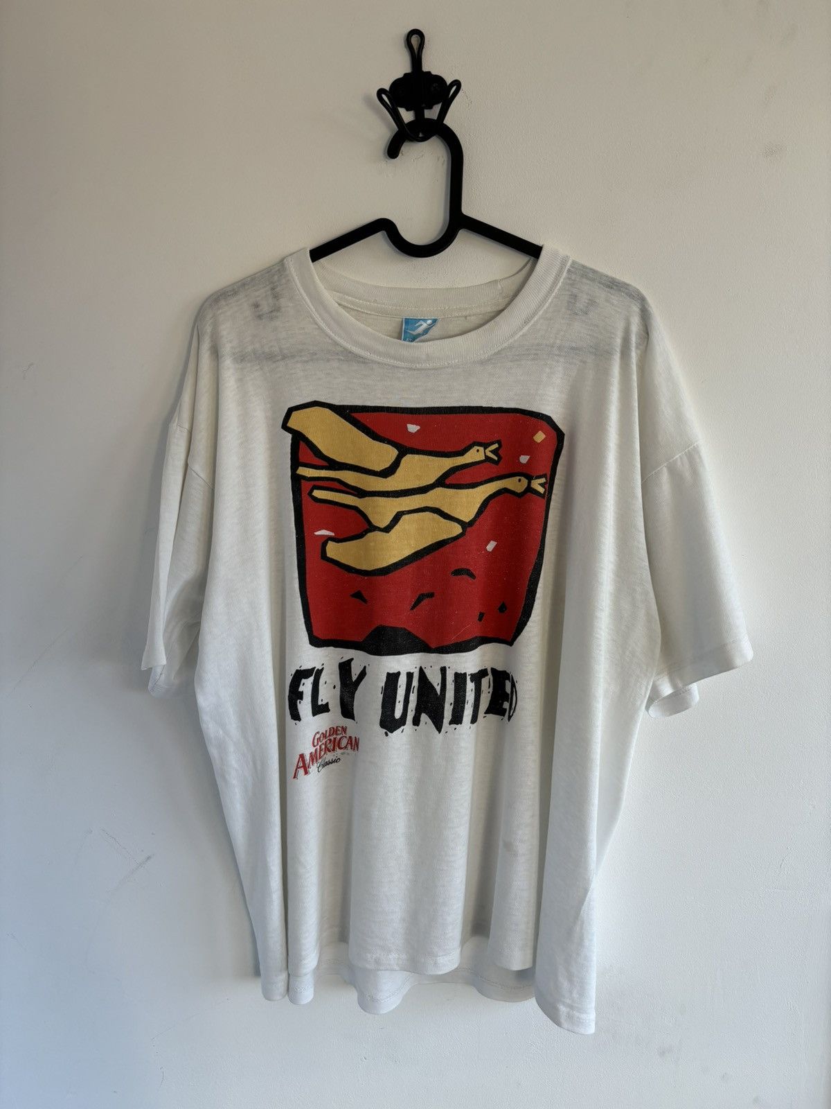 Golden Goose Vintage Distressed Fly United Golden American Goose Tee Size US XL / EU 56 / 4 - 1 Thumbnail