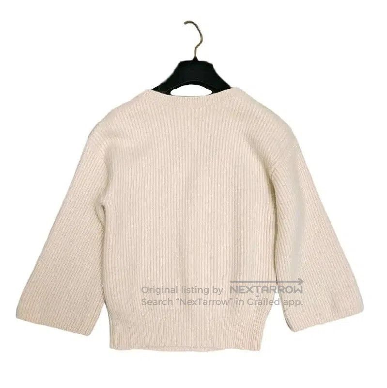 Chanel Chanel Beige Cashmere Long Sleeve Sweater . Size XS / US 0-2 / IT 36-38 - 2 Thumbnail