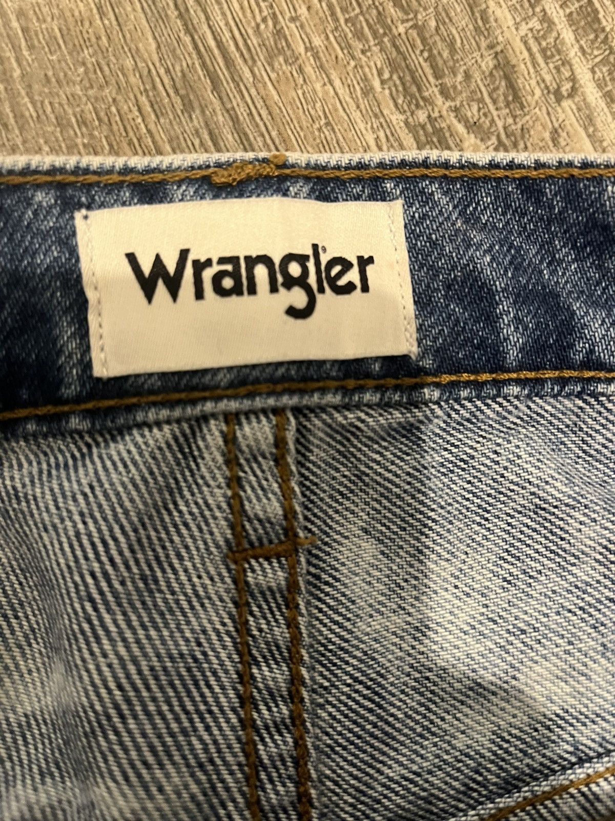 Wrangler Bleached/washed Wrangler Denim jeans Size US 29 - 3 Thumbnail