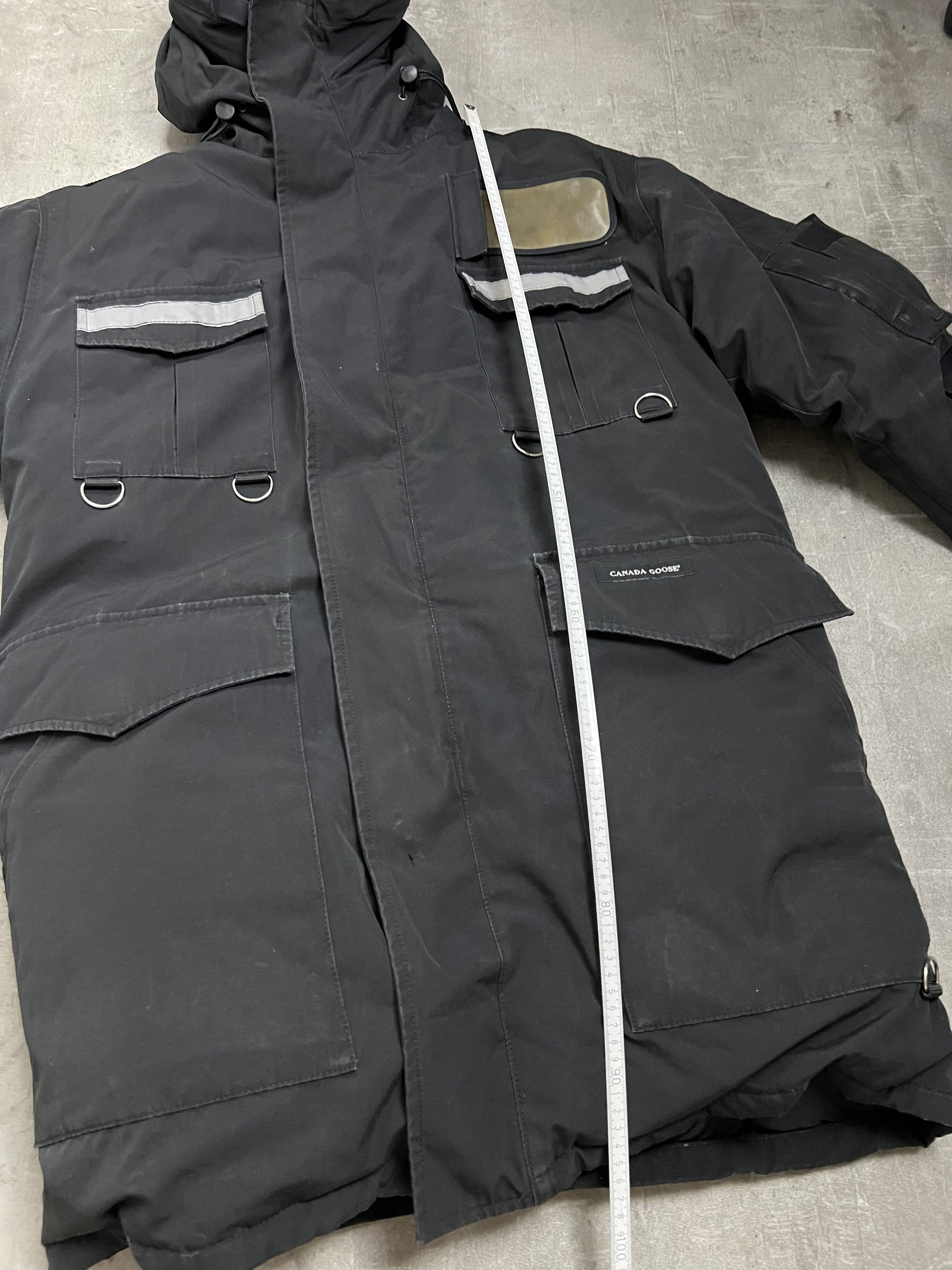 Canada Goose canada goose resolute puffer parka size L luxury Size US L / EU 52-54 / 3 - 12 Thumbnail