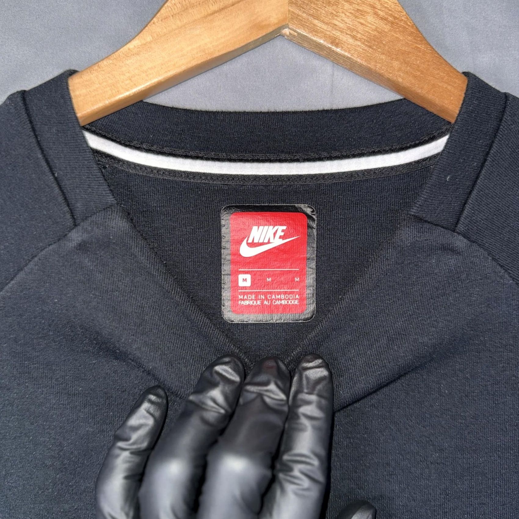Nike Nike Tech Fleece Crewneck Sweatshirt Black Size M Men Pullover Pockets Logo Crew Neck Size US M / EU 48-50 / 2 - 3 Thumbnail