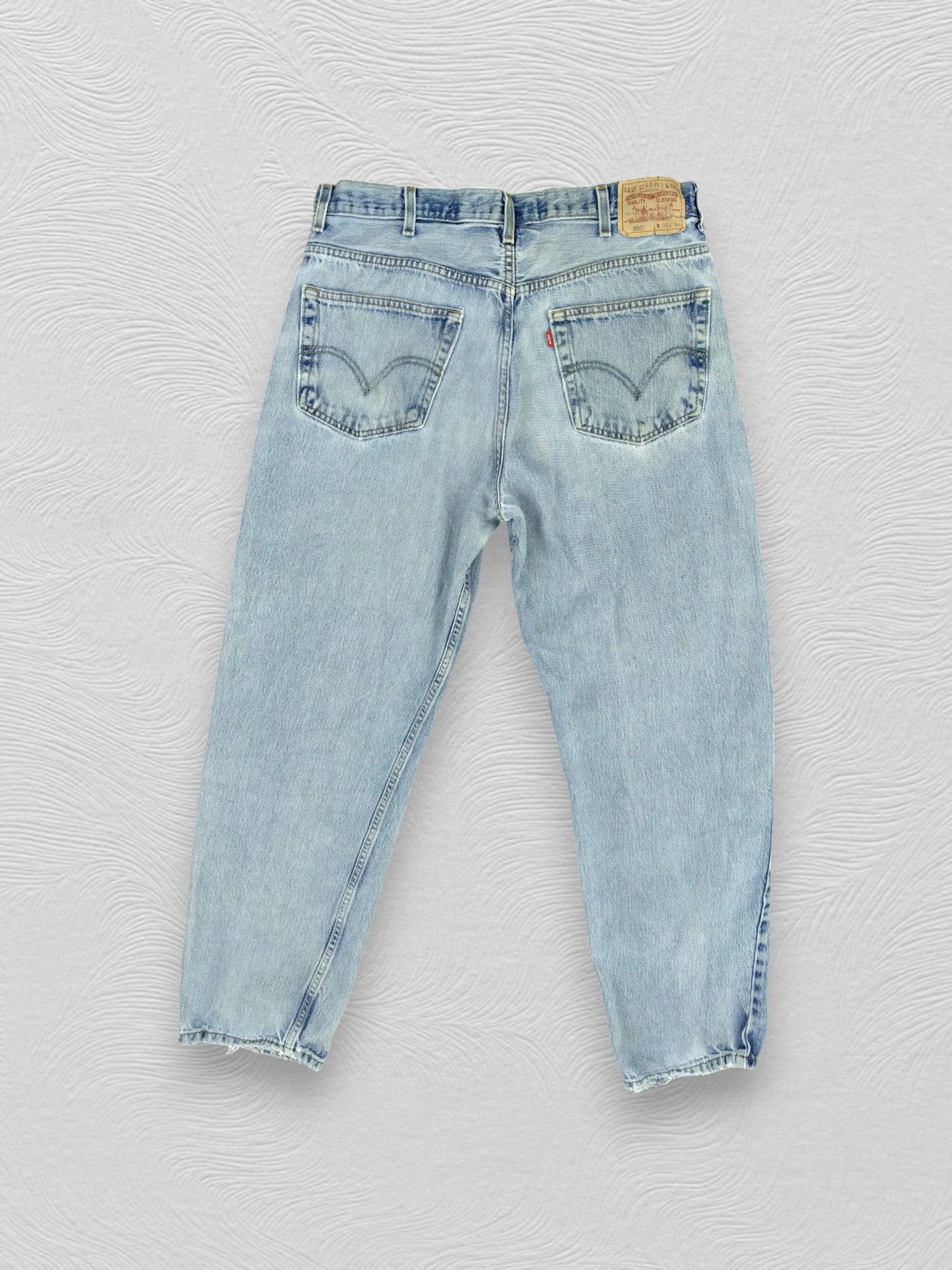 Levi's Light Wash Vintage Levi's 550 Relaxed Fit Denim -JN658 Size US 36 / EU 52 - 2 Thumbnail