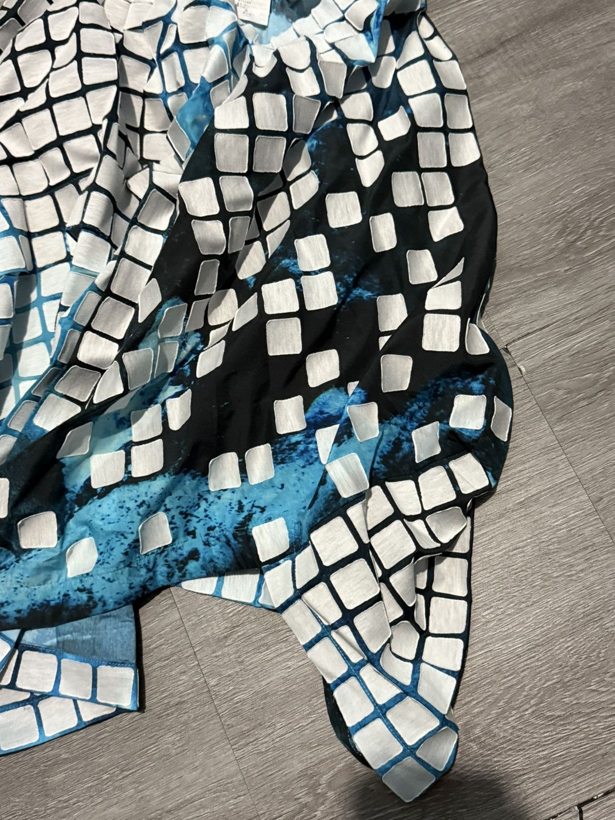 Issey Miyake CATWALK IMAGERY: ISSEY MIYAKE S/S 18 WOMENSWEAR Size S / US 4 / IT 40 - 9 Thumbnail