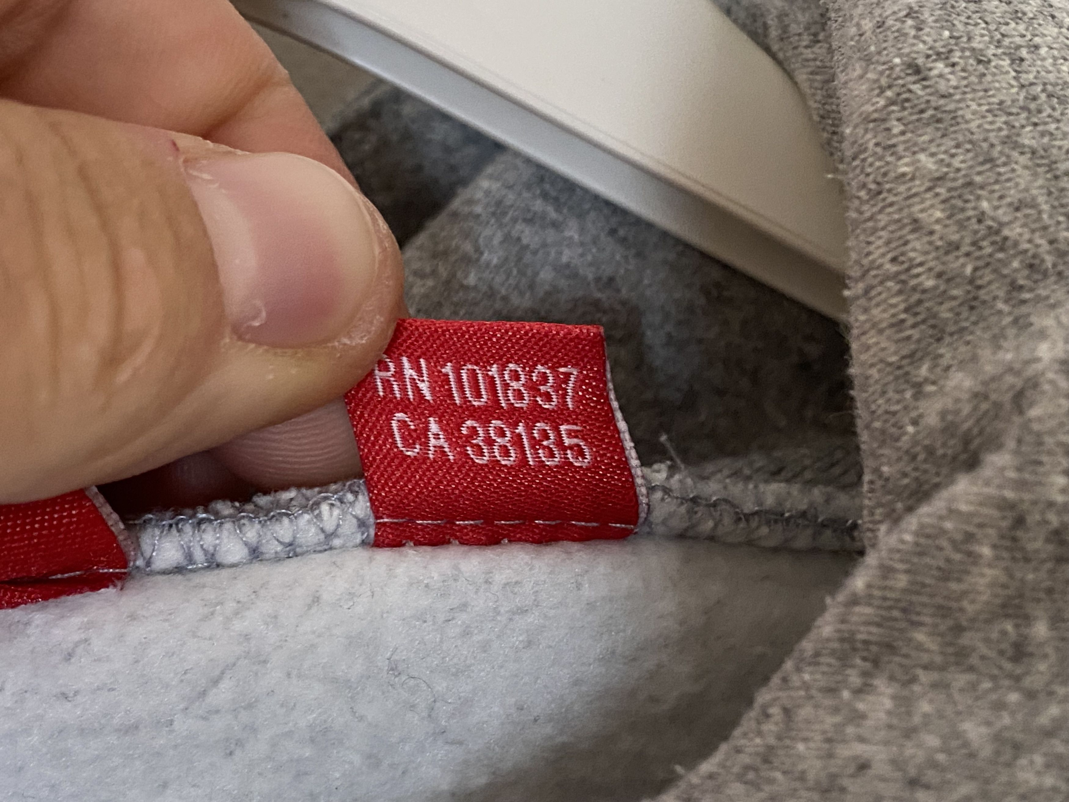 Supreme × Vintage AUTHENTIC SUPREME BANDANA BOX LOGO HOODED SWEATSHIRT FW19 Size US L / EU 52-54 / 3 - 7 Thumbnail