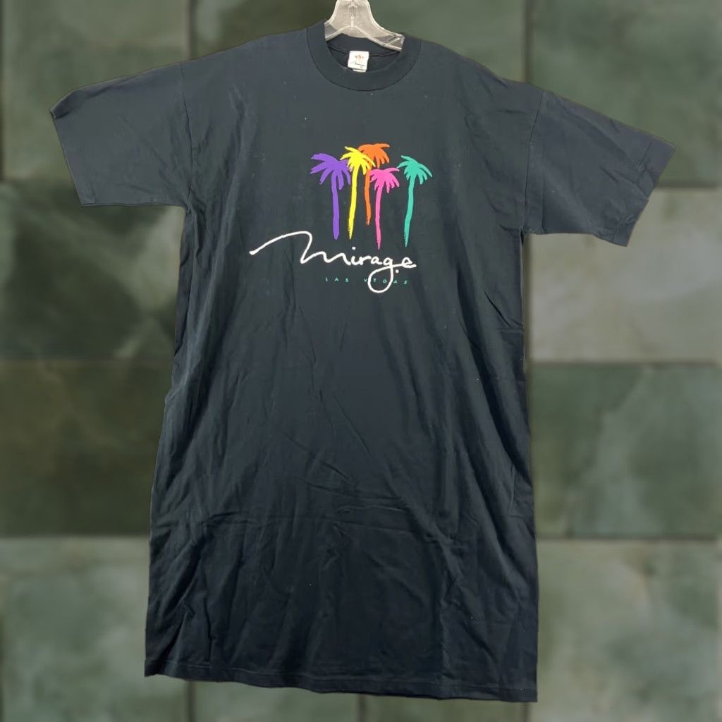 Vintage VINTAGE Mirage TShirt Adults Black One Size Mirage 90s Palm Trees Size ONE SIZE - 1 Thumbnail