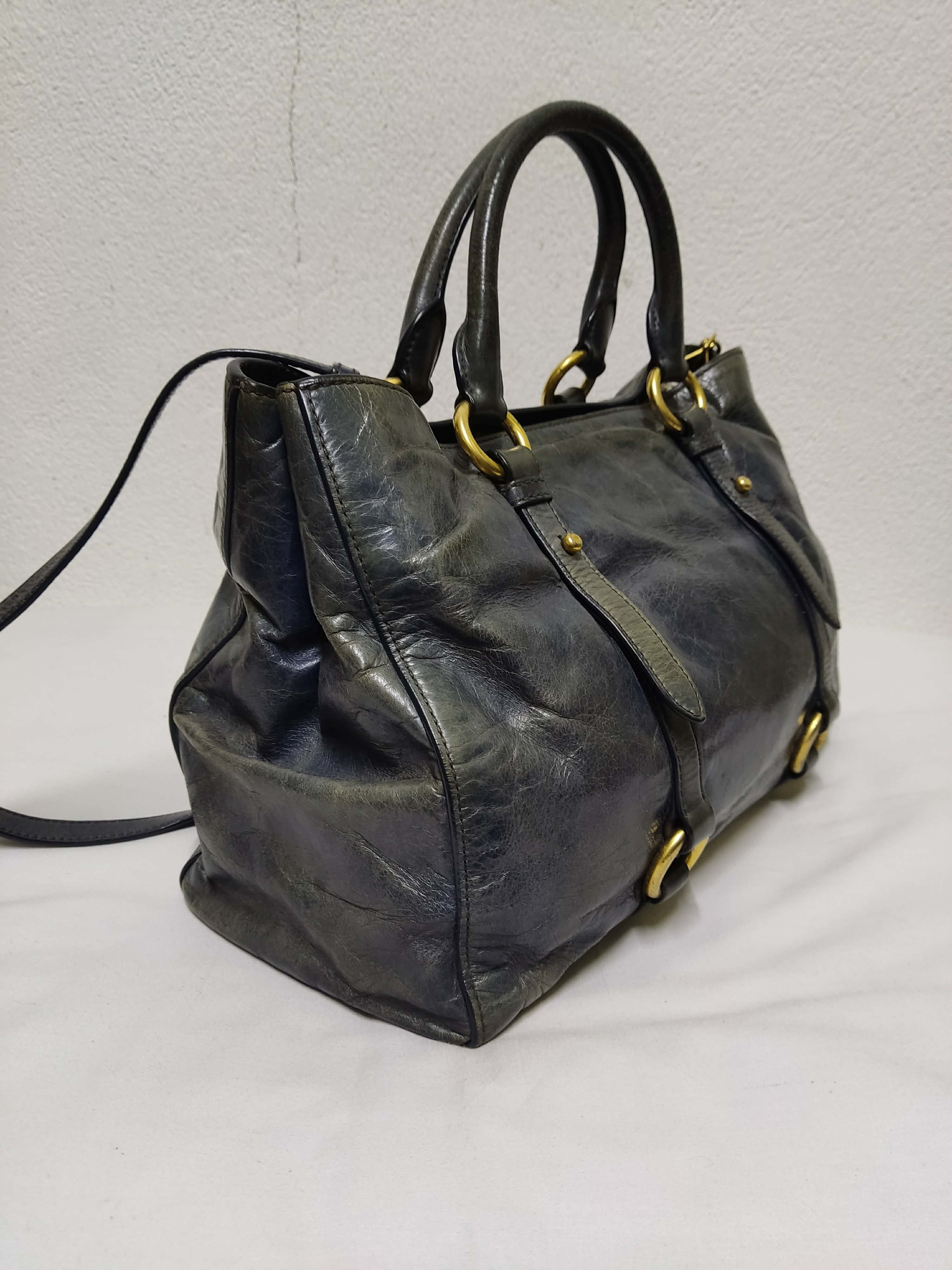 Miu Miu Authentic MIU MIU Vitello Lux Leather Handbag / Tote Bag Size ONE SIZE - 4 Thumbnail