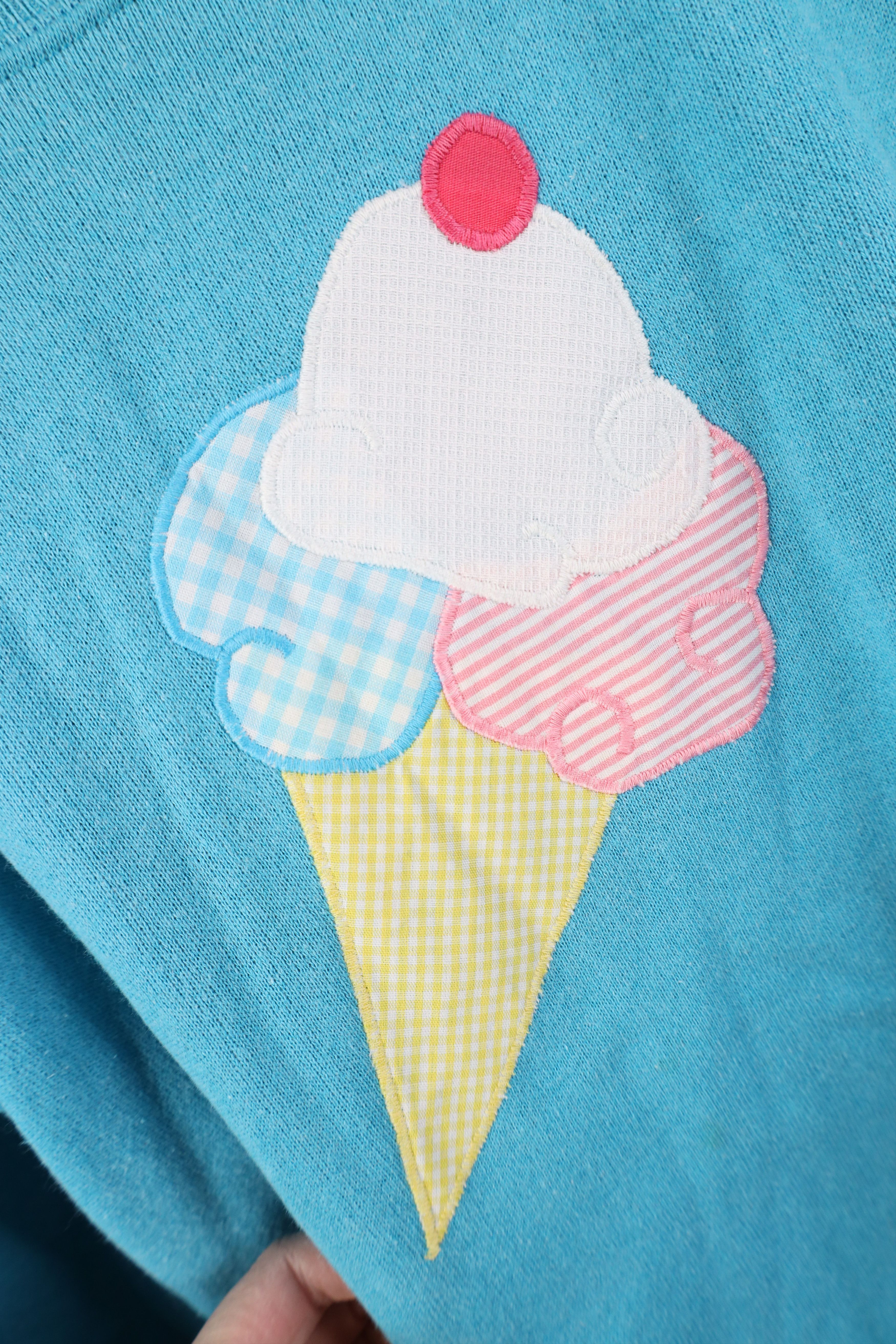 Vintage Vintage 90s Streetwear Cream Cone Crewneck Sweatshirt Blue Size L / US 10 / IT 46 - 4 Thumbnail