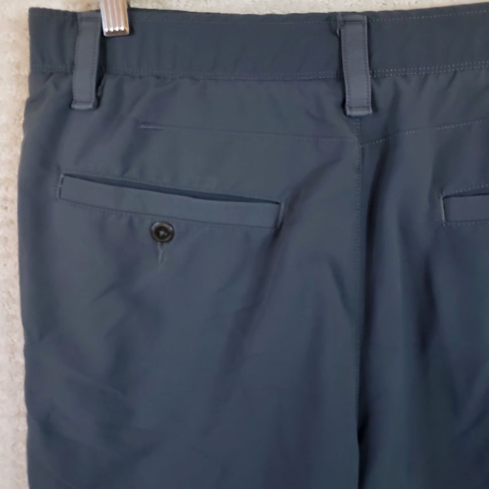 Under Armour Under Armour Shorts Mens 34 Gray Golf Performance Stretch Flat Front Quick Dry Size US 34 / EU 50 - 7 Thumbnail