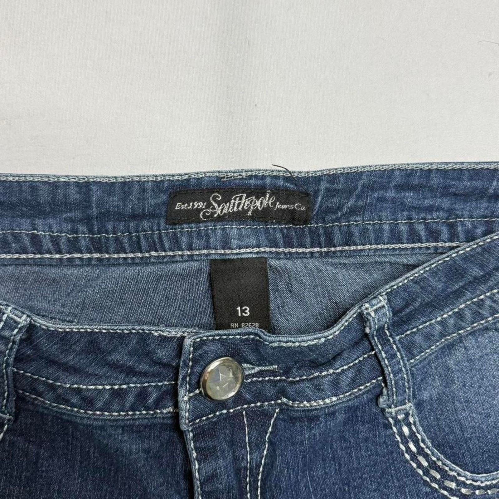 Southpole South Pole Embellished Y2K 2000s Denim Shorts Spring Size 13 Size 34" / US 12 / IT 48 - 5 Thumbnail