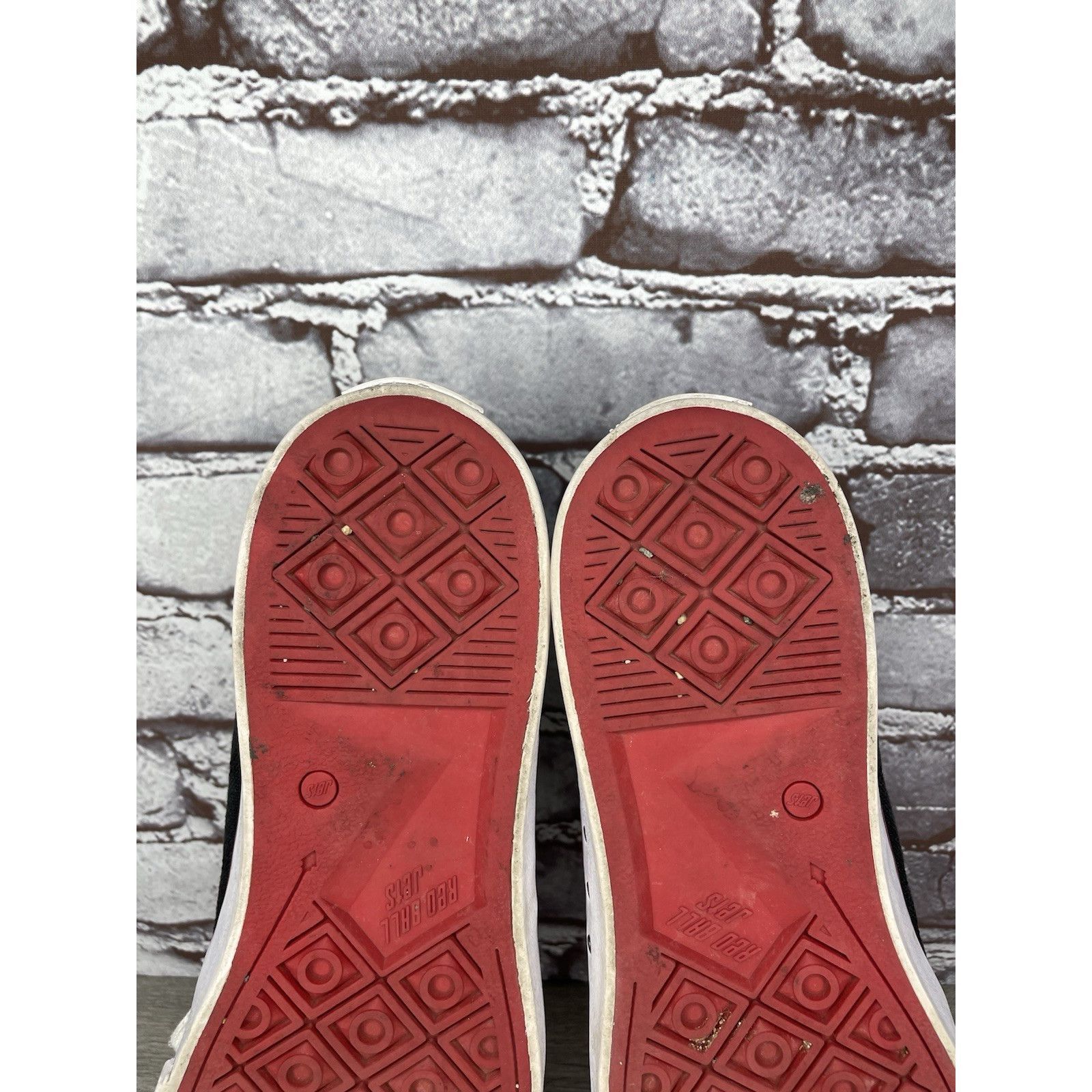 Red Bull Red Ball Jets ‘51 Black & White Canvas Low Top Sneakers Shoe Size US 10 / EU 43 - 10 Thumbnail