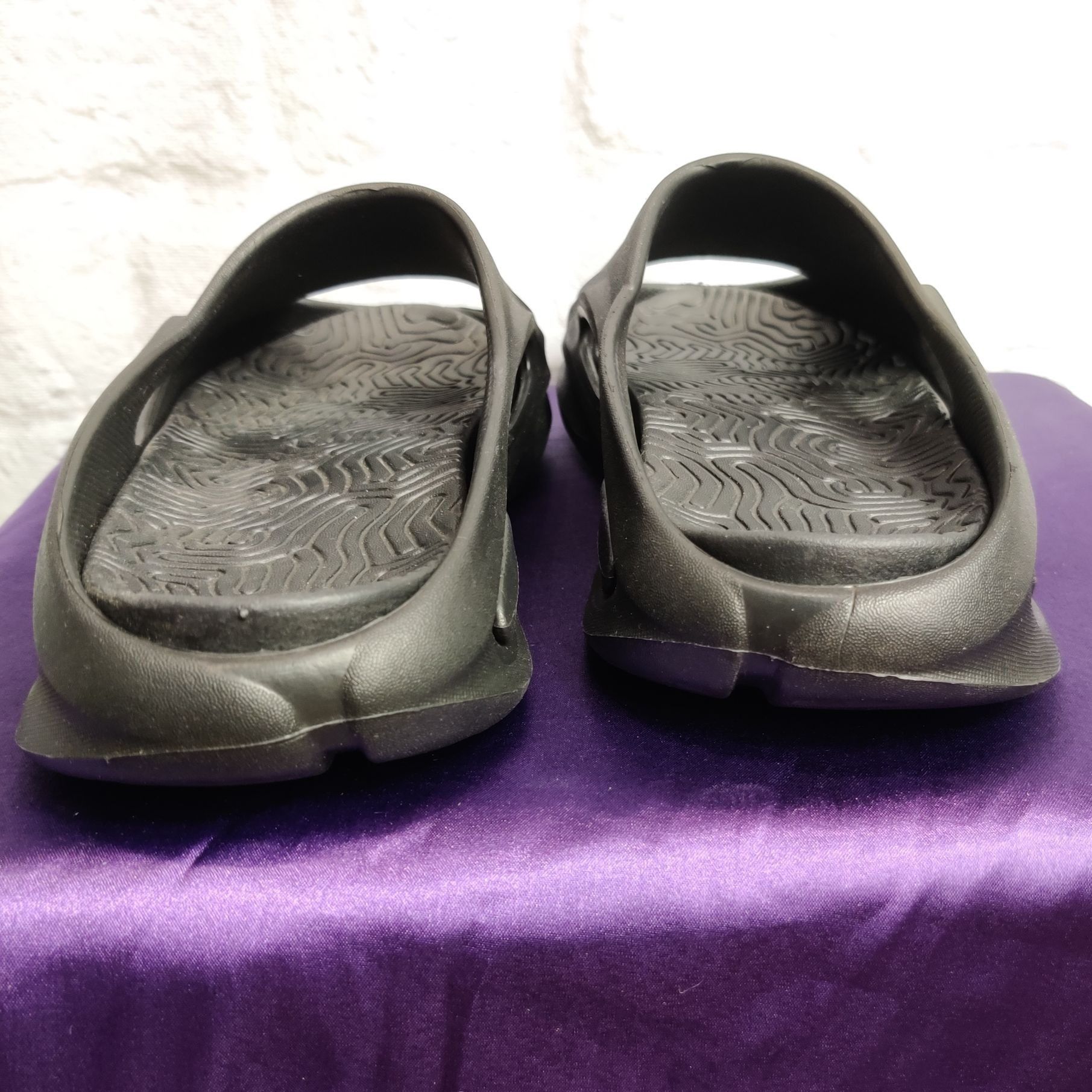 PrettyLittleThing PrettyLittleThing Womens Slides Futuristic Cut Out Black Rub Size US 6 / IT 36 - 4 Thumbnail