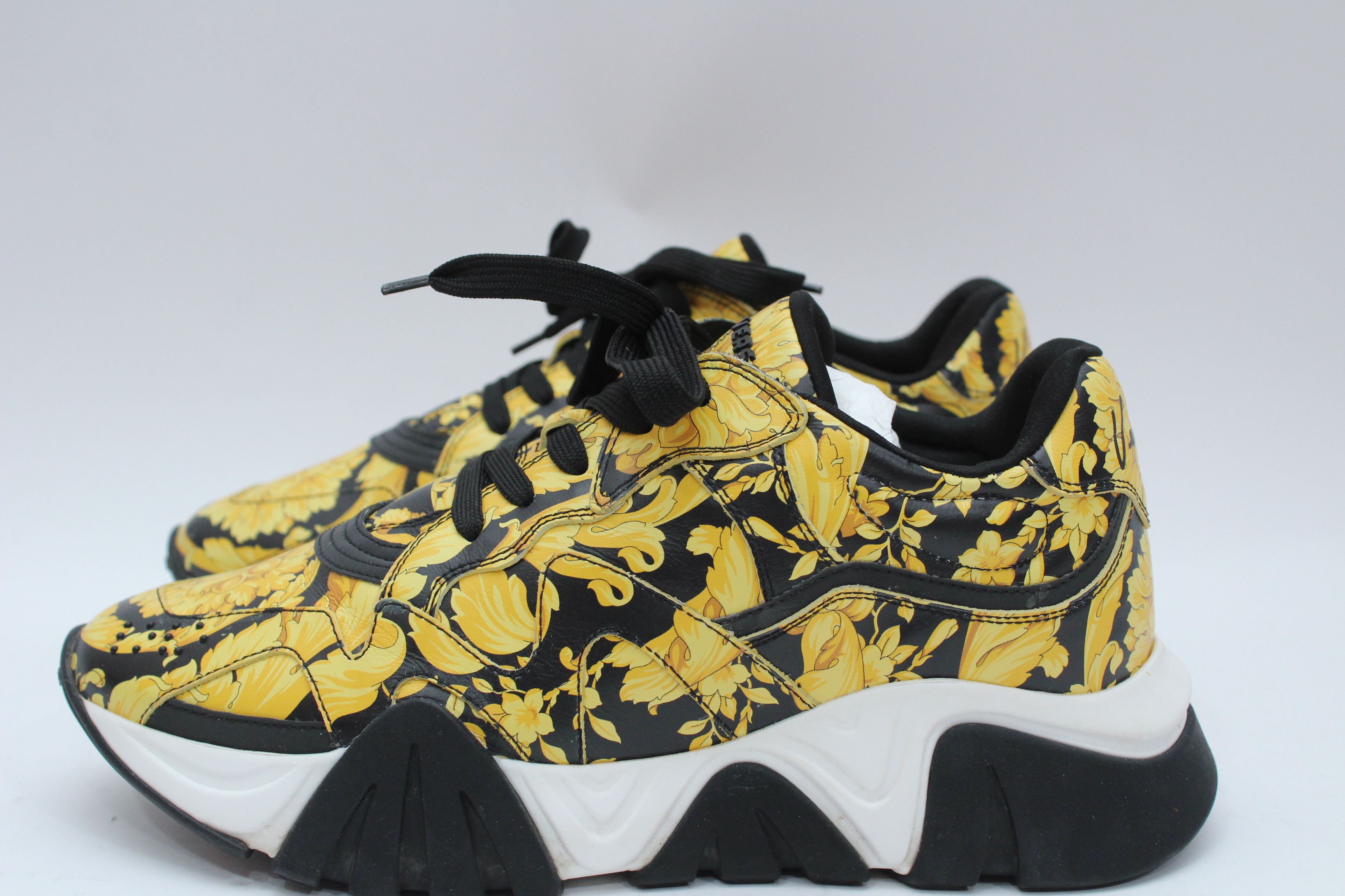 image of Versace Black/yellow Barocco Print Leather Squalo Low Top Shoes, Men's (Size 8.5)