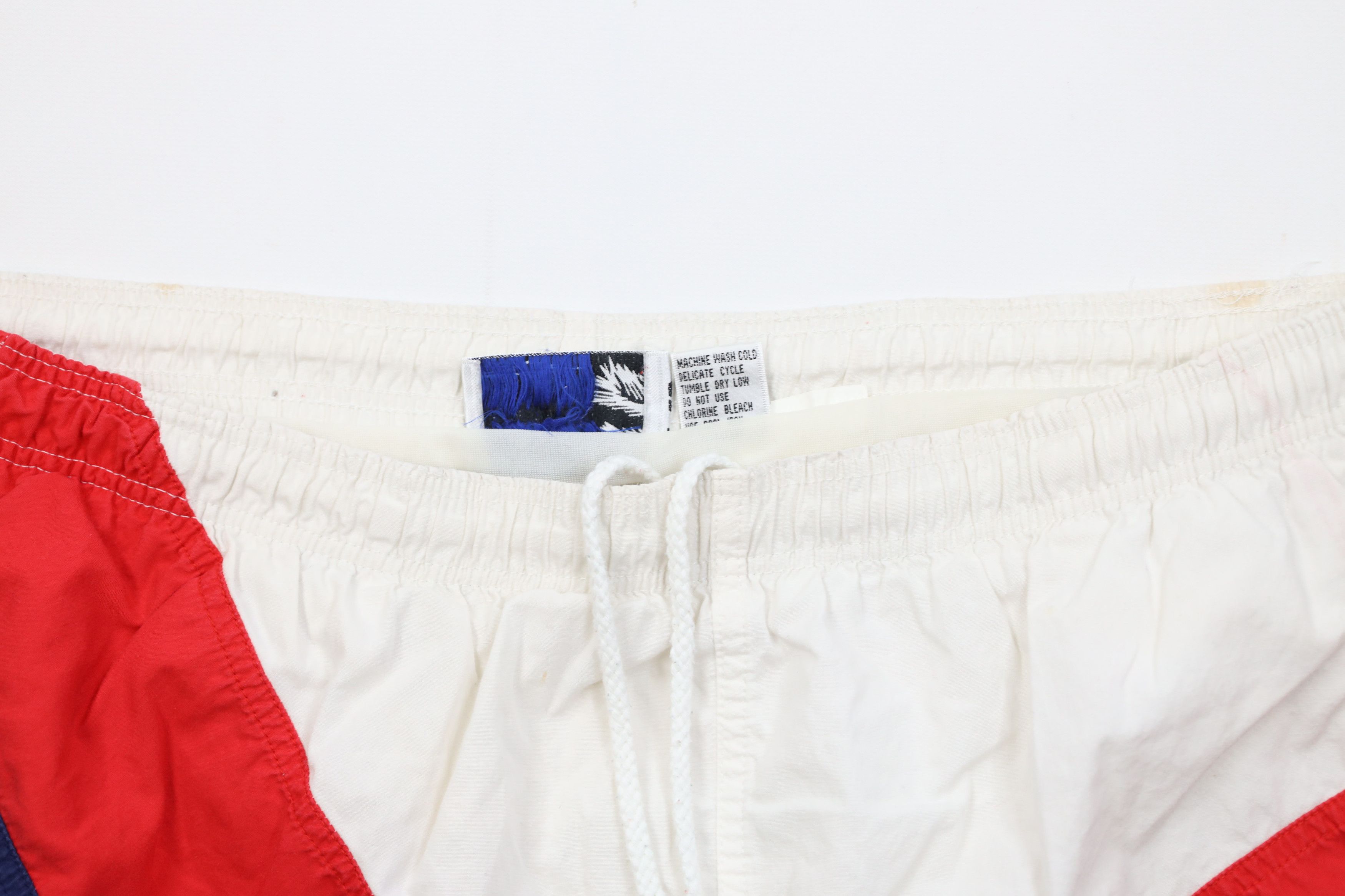 Pierre Cardin Vintage 80s 90s Pierre Cardin Block Lined Shorts Swim Trunk Size US 34 / EU 50 - 2 Thumbnail