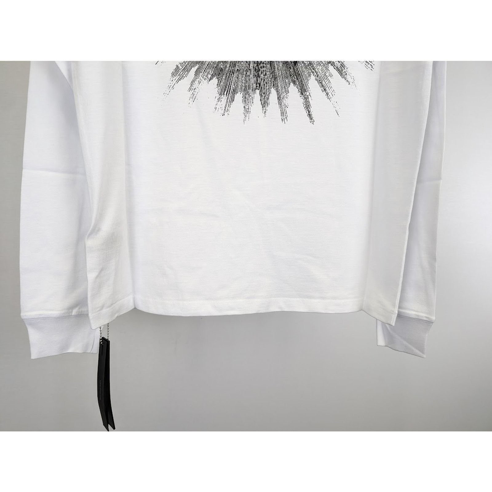 Amiri o1rshd1 Q:2 / Sun Long Sleeve Tee T-Shirt in White Size US XXL / EU 58 / 5 - 19 Thumbnail