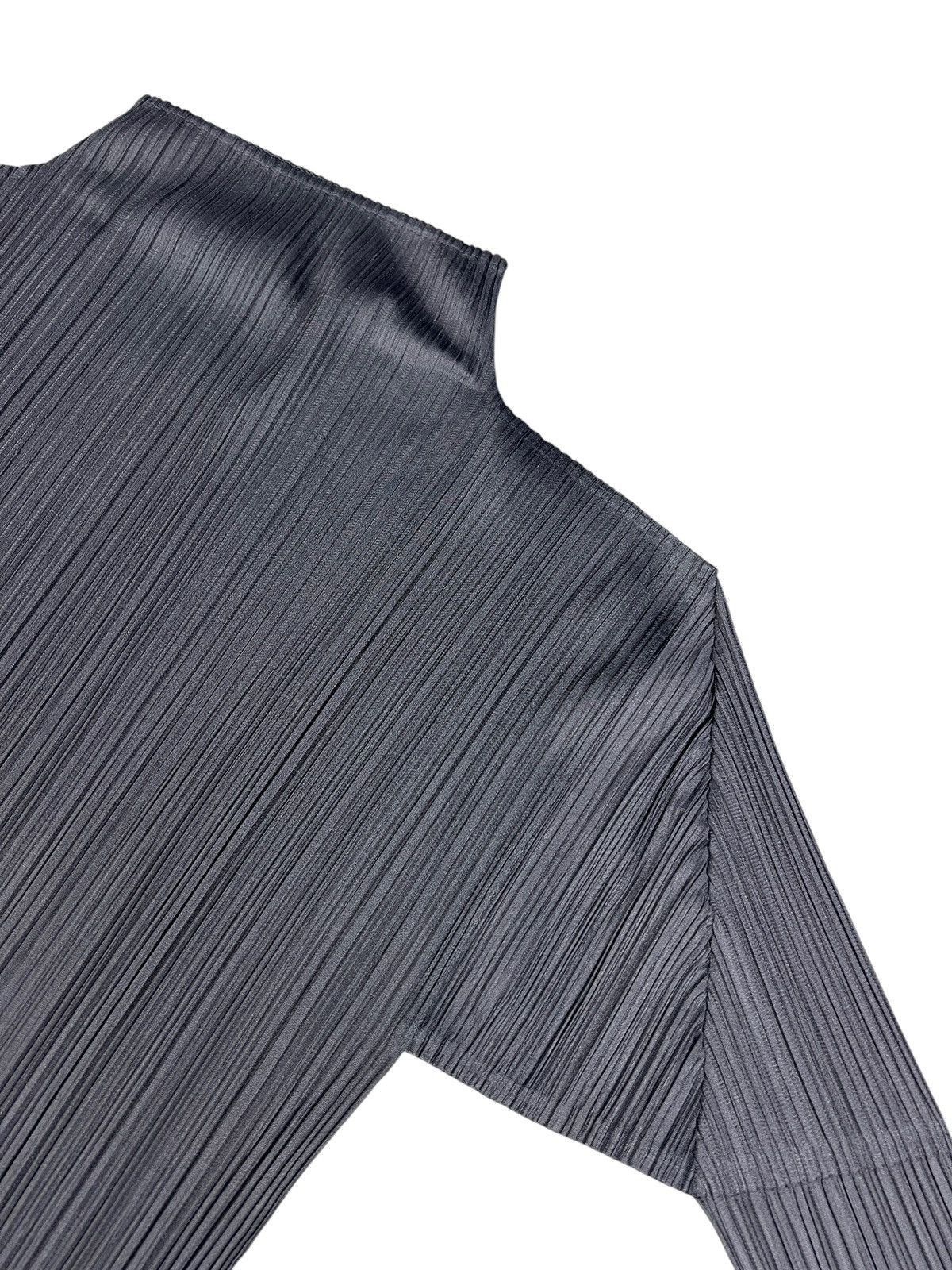 Pleats Please Issey Miyake Vintage Issey Miyake Pleats Please Mock Neck Tops Size M / US 6-8 / IT 42-44 - 6 Thumbnail