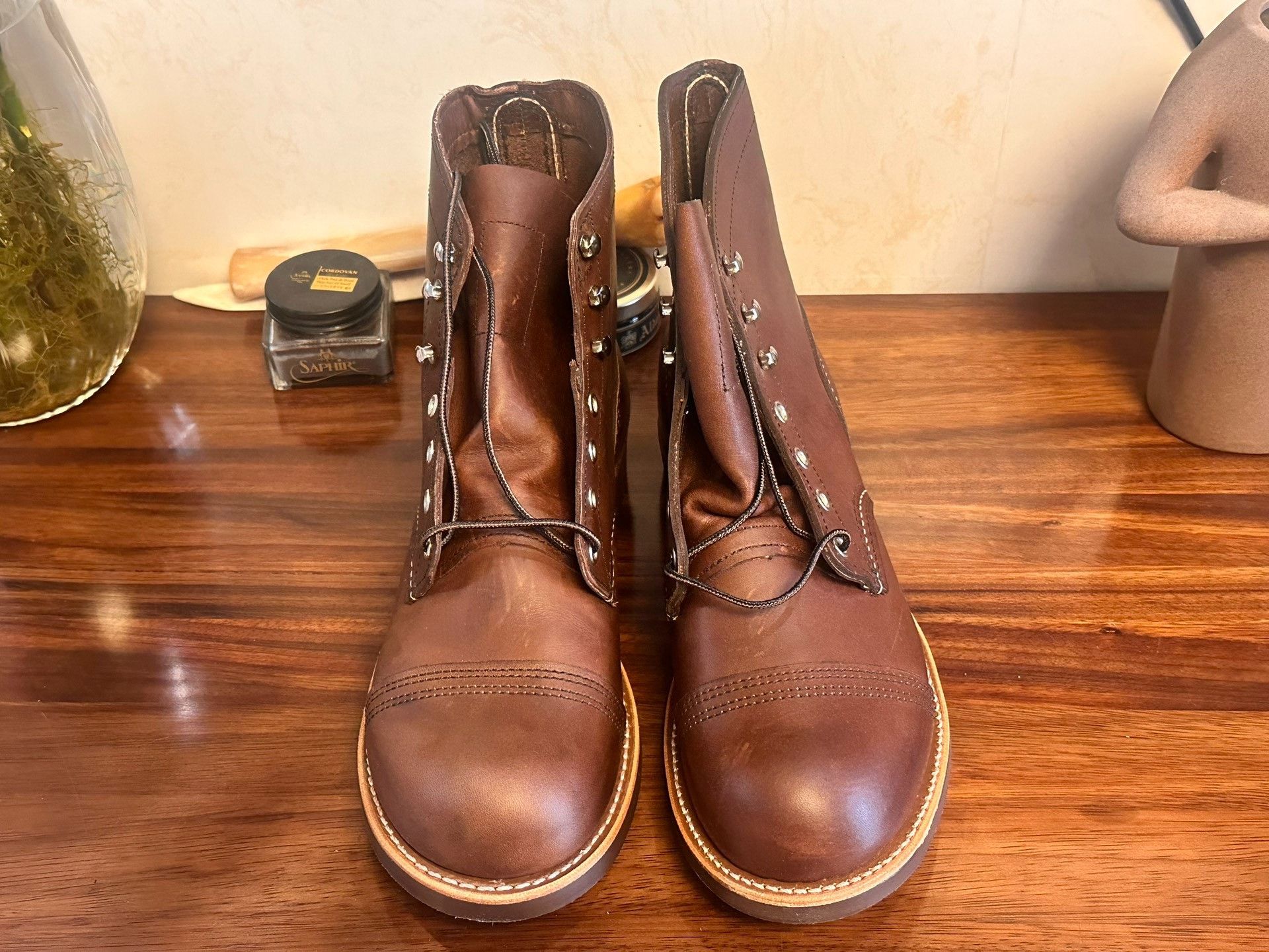 Red Wing Red Wing 8111 Boot Size US 7 / EU 40 - 1 Thumbnail