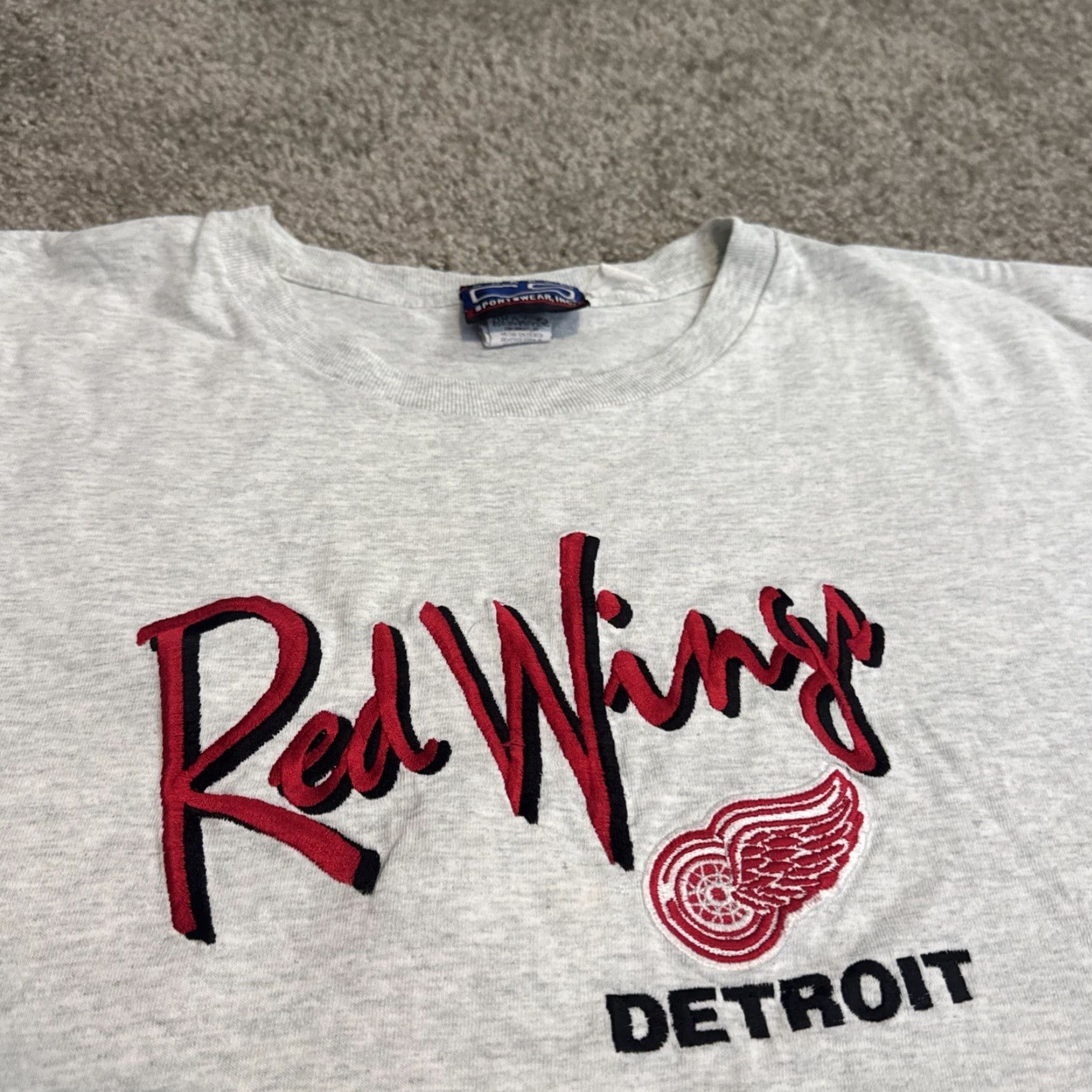 NHL VINTAGE 90s Detroit Red Wings Embroidered Grey T-Shirt NHL Hockey XL Mens Size US XL / EU 56 / 4 - 3 Thumbnail