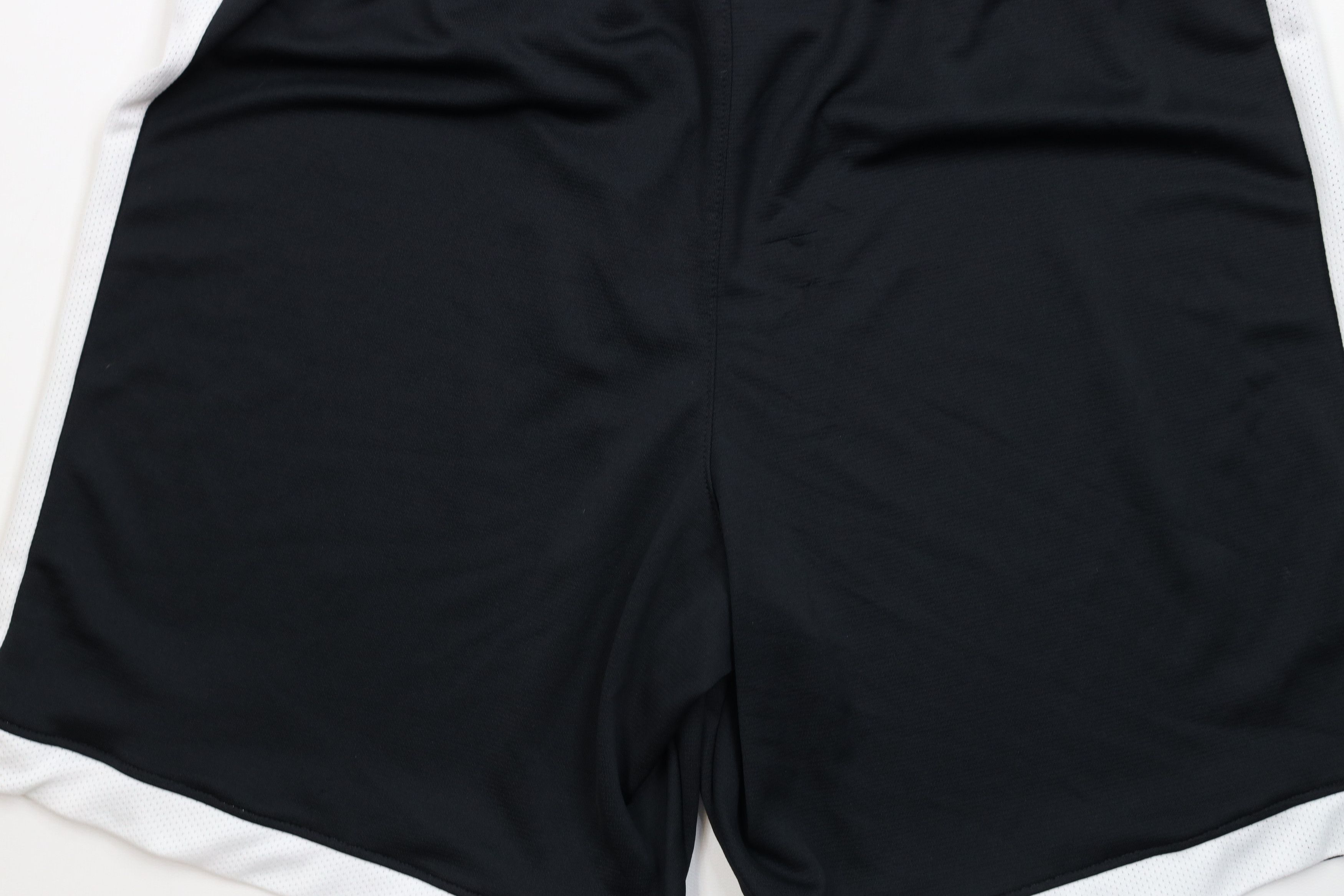 Nike Vintage Nike Scott Mini Swoosh Running Jogging Soccer Shorts Size US 34 / EU 50 - 11 Thumbnail