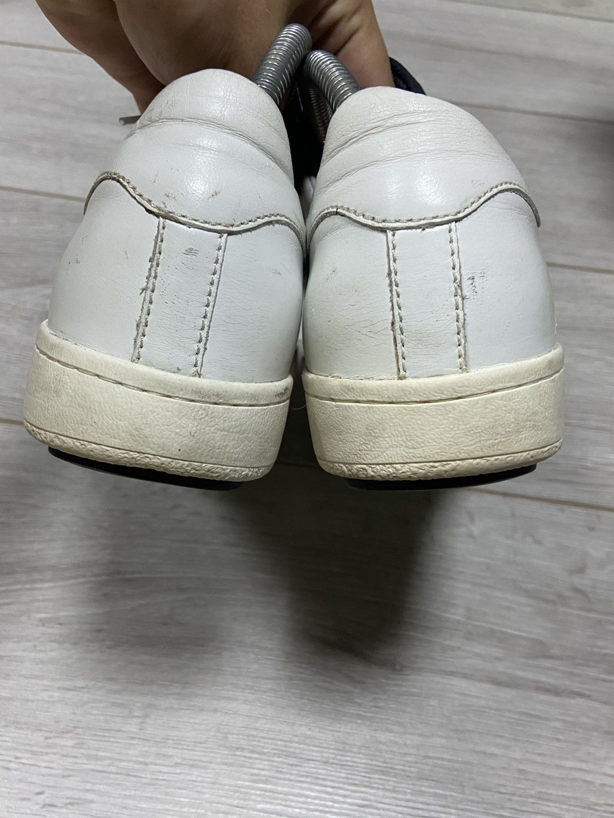 Moncler Moncler vintage Mr.Moncler leather sneakers Size US 7.5 / EU 40-41 - 8 Thumbnail