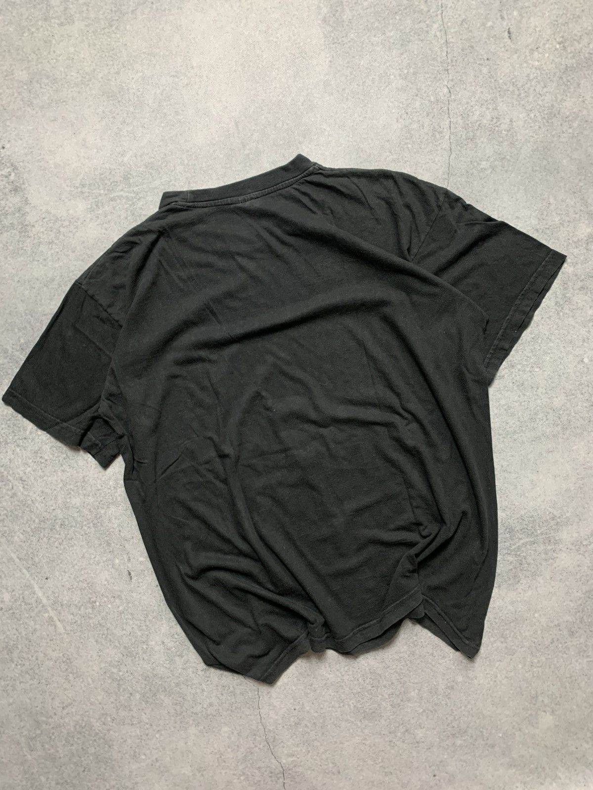 Vintage Vintage 90s USA The Spirit Of The Legend Y2K Tee Shirt Size US XL / EU 56 / 4 - 7 Thumbnail