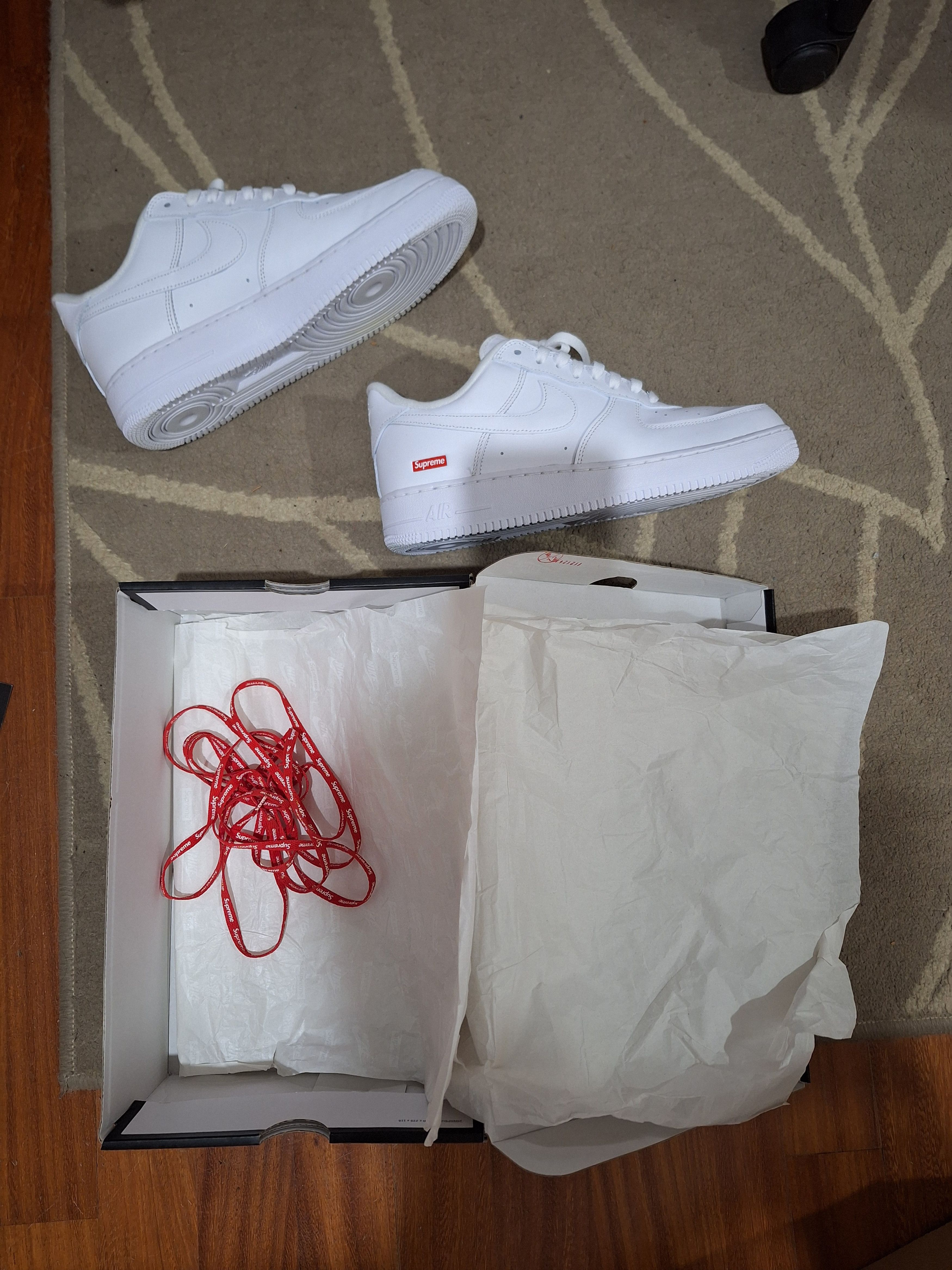 Nike × Supreme Air force 1 low x supreme Size US 11 / EU 44 - 2 Thumbnail