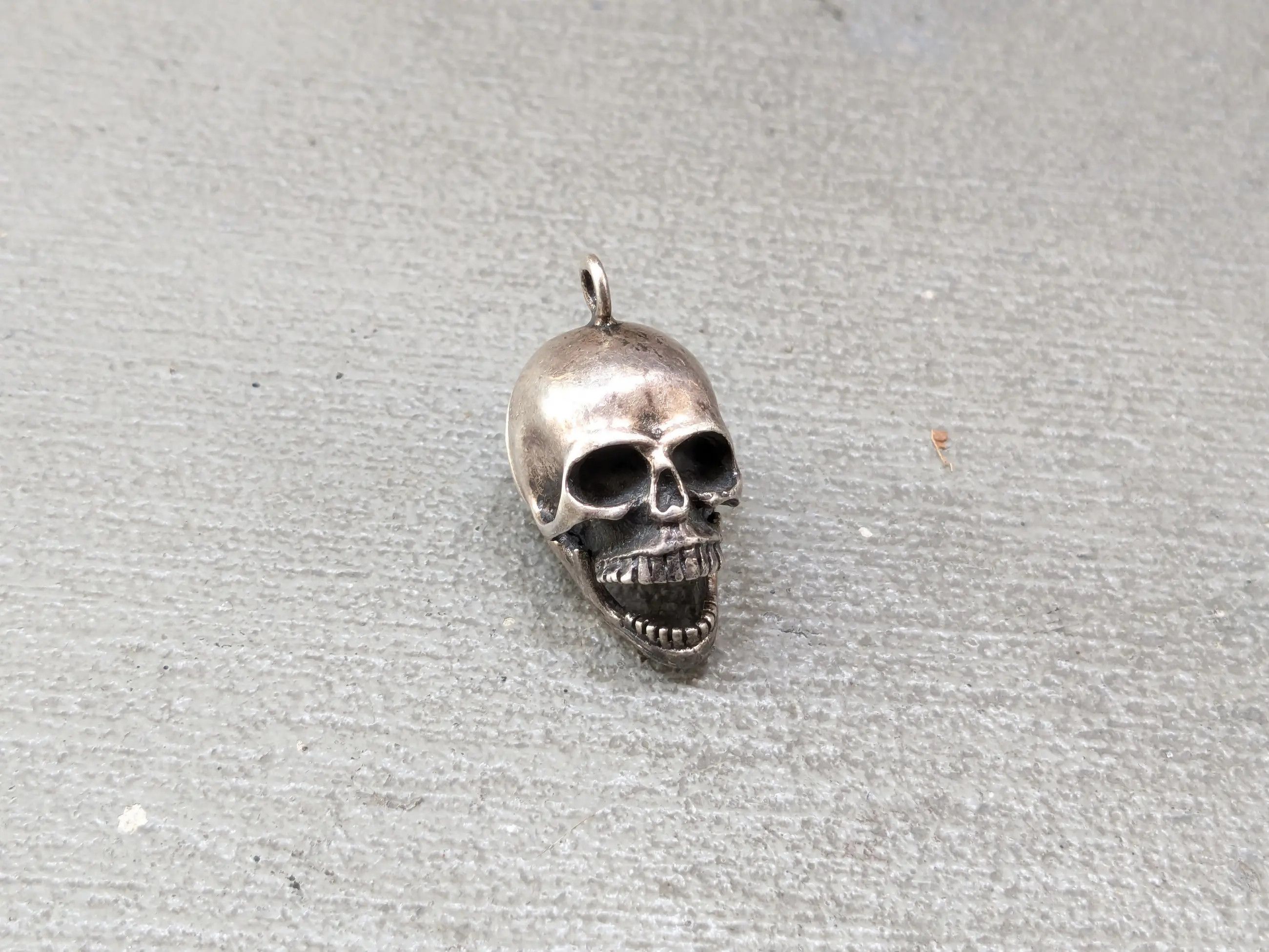 Vintage Vintage Skull Pendant Skeleton Locket Punk Rock Biker Y2K Size ONE SIZE - 1 Thumbnail