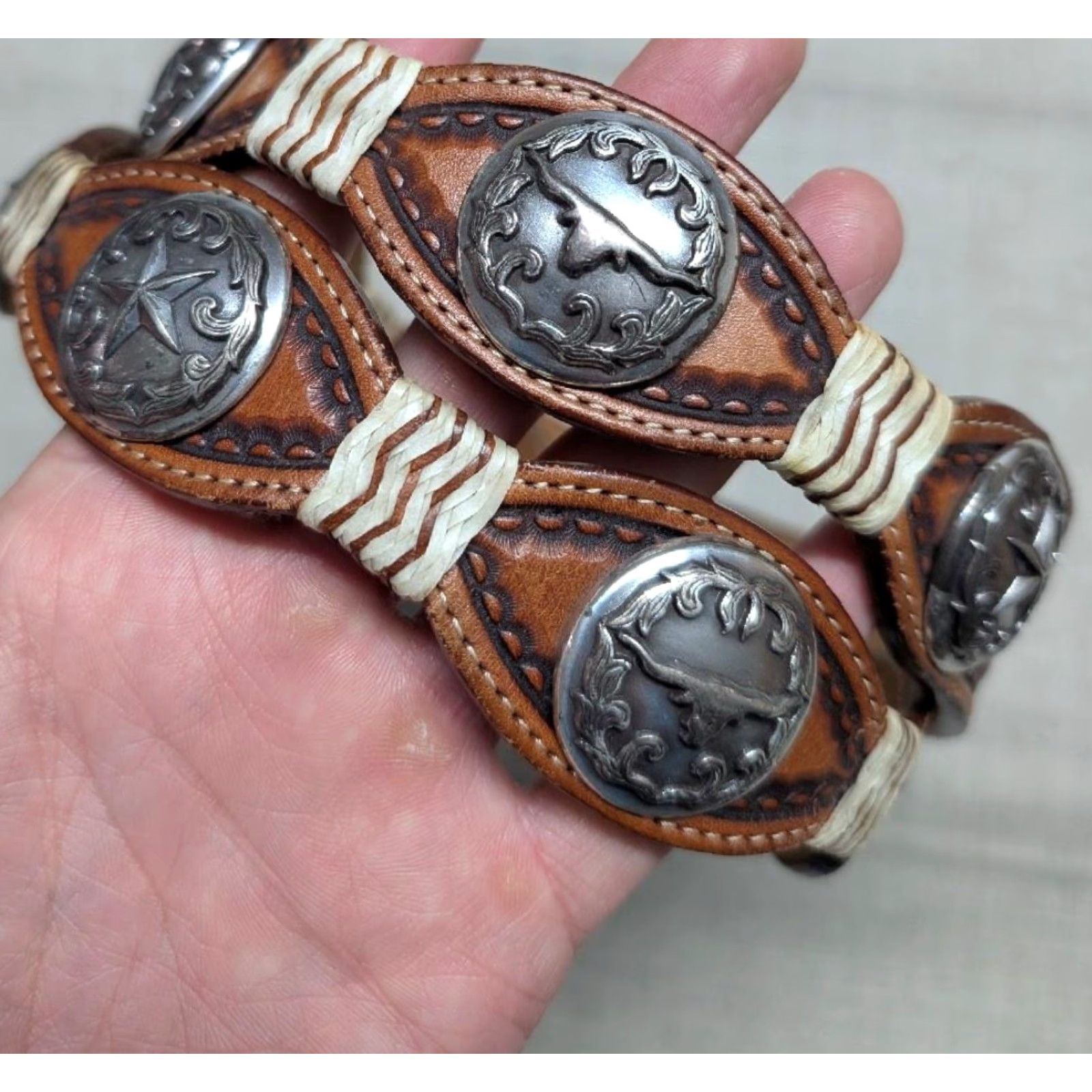 Vintage VINTAGE Justin Western Belt Mens 38 Brown Leather Concho Buckle Texas Lonestar Scalloped Pattern Cowboy Belt Size 38 - 2 Thumbnail