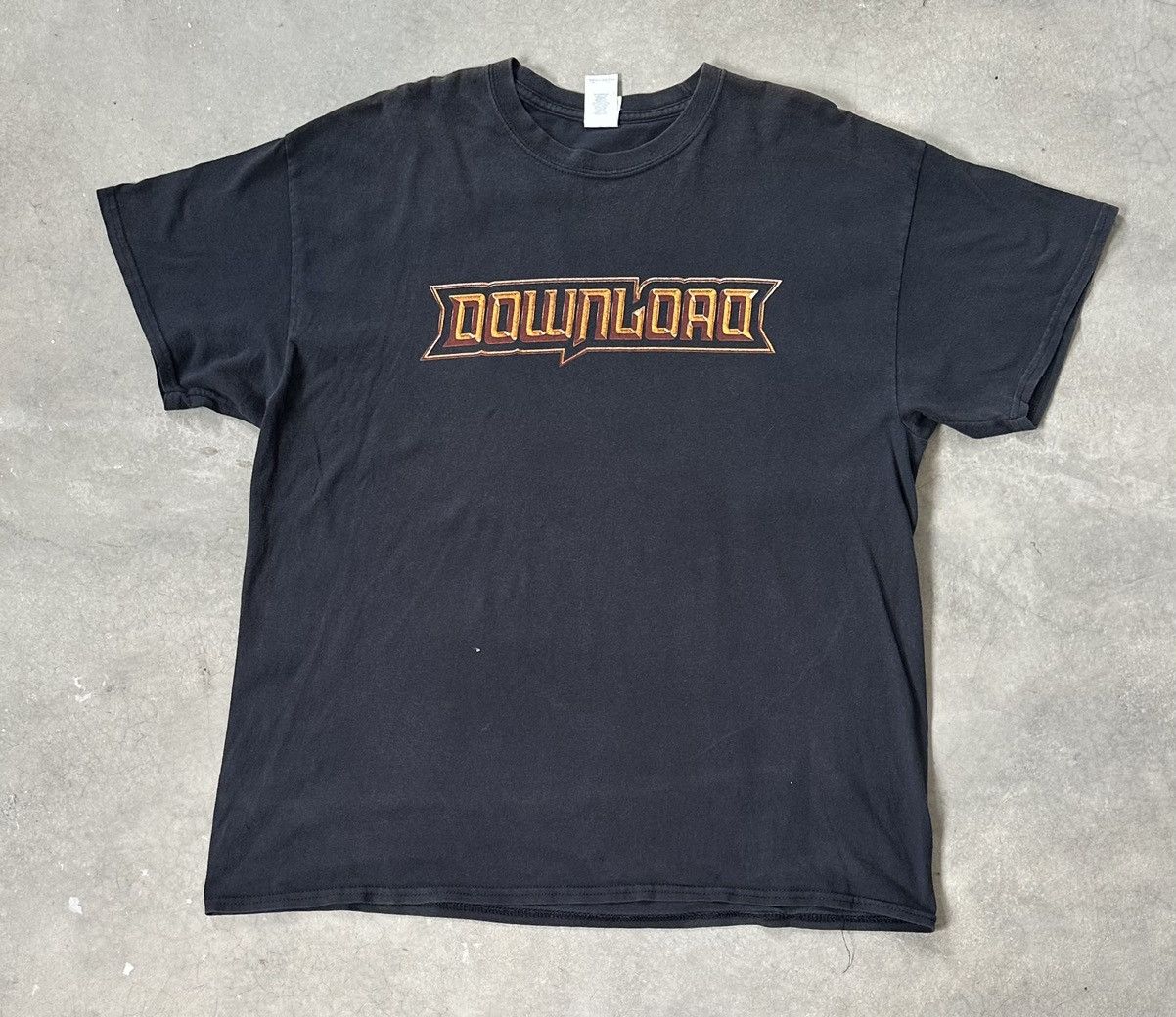 Gildan DOWNLOAD BAND EVENT (SLAYER, RISE AGAIST) TEE Size US XL / EU 56 / 4 - 2 Thumbnail
