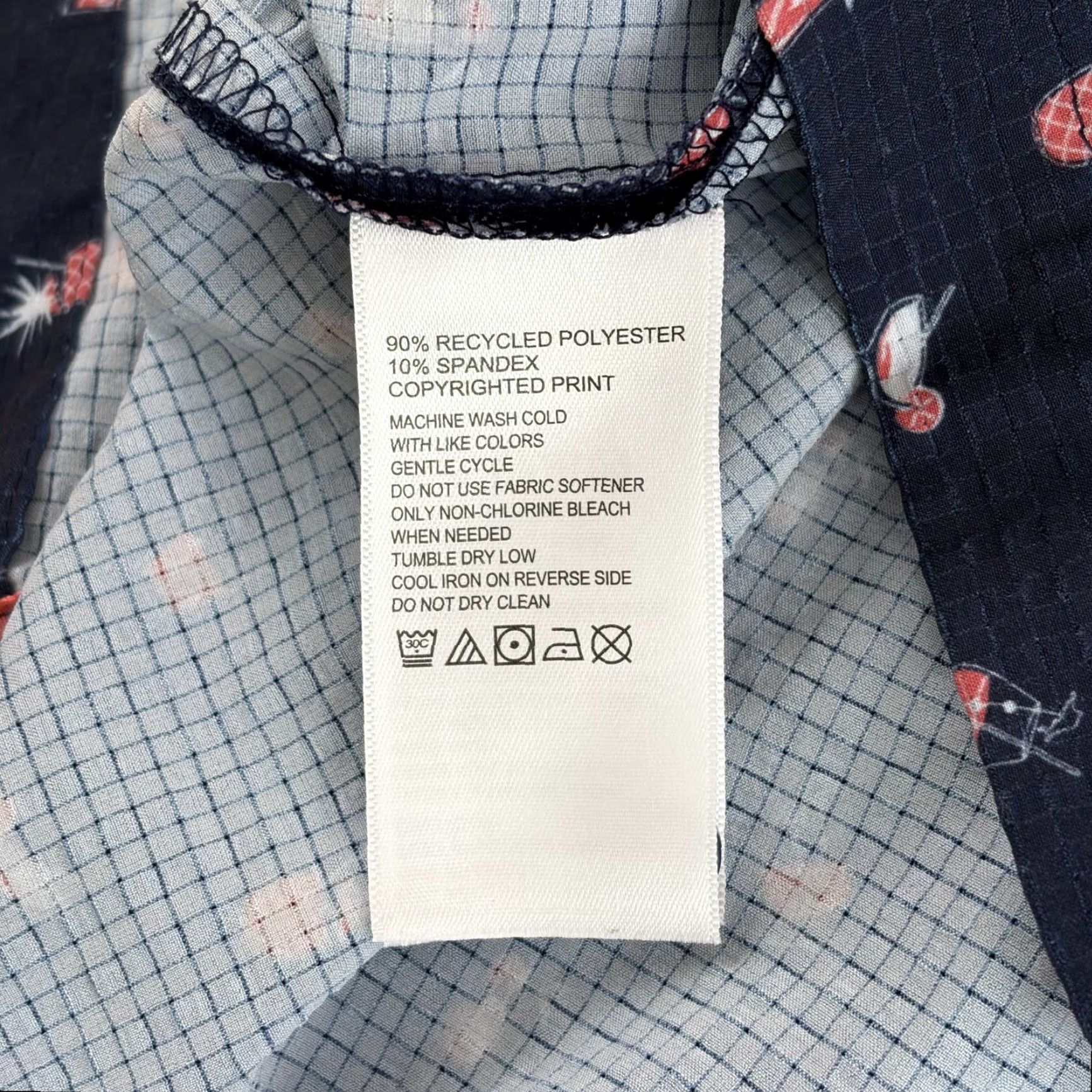 Tommy Bahama Tommy Bahama Island Zone Polo Shirt Men Large Blue Graphic Print Beach Designer Modern Island Zone 90% recycled polyester 10% spandex Regular Tee? Size US L / EU 52-54 / 3 - 7 Thumbnail