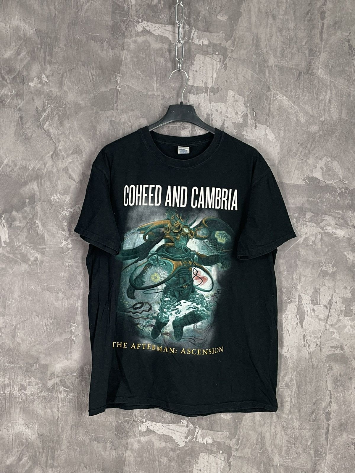 Band Tees × Vintage Coheed and Cambria band Y2K Avantgarde l T-shirt Size US L / EU 52-54 / 3 - 1 Thumbnail