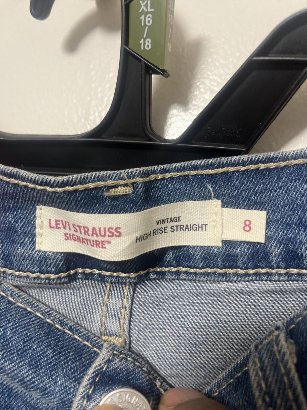 Levi's Levi Strauss Women's Vintage High Rise Straight Jeans Size 30" / US 8 / IT 44 - 5 Thumbnail