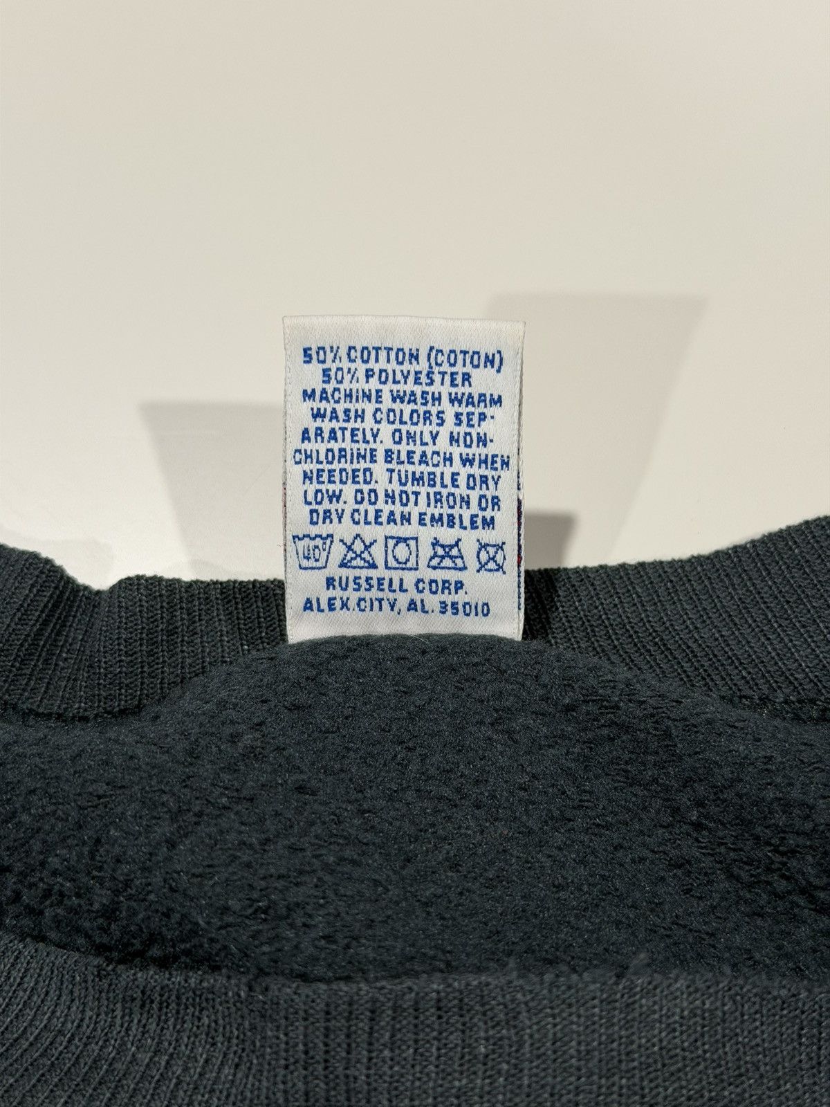 Russell Athletic 1990s Vintage Russell Athletic Grunge Faded Sweatshirt XXL Size US XXL / EU 58 / 5 - 11 Thumbnail